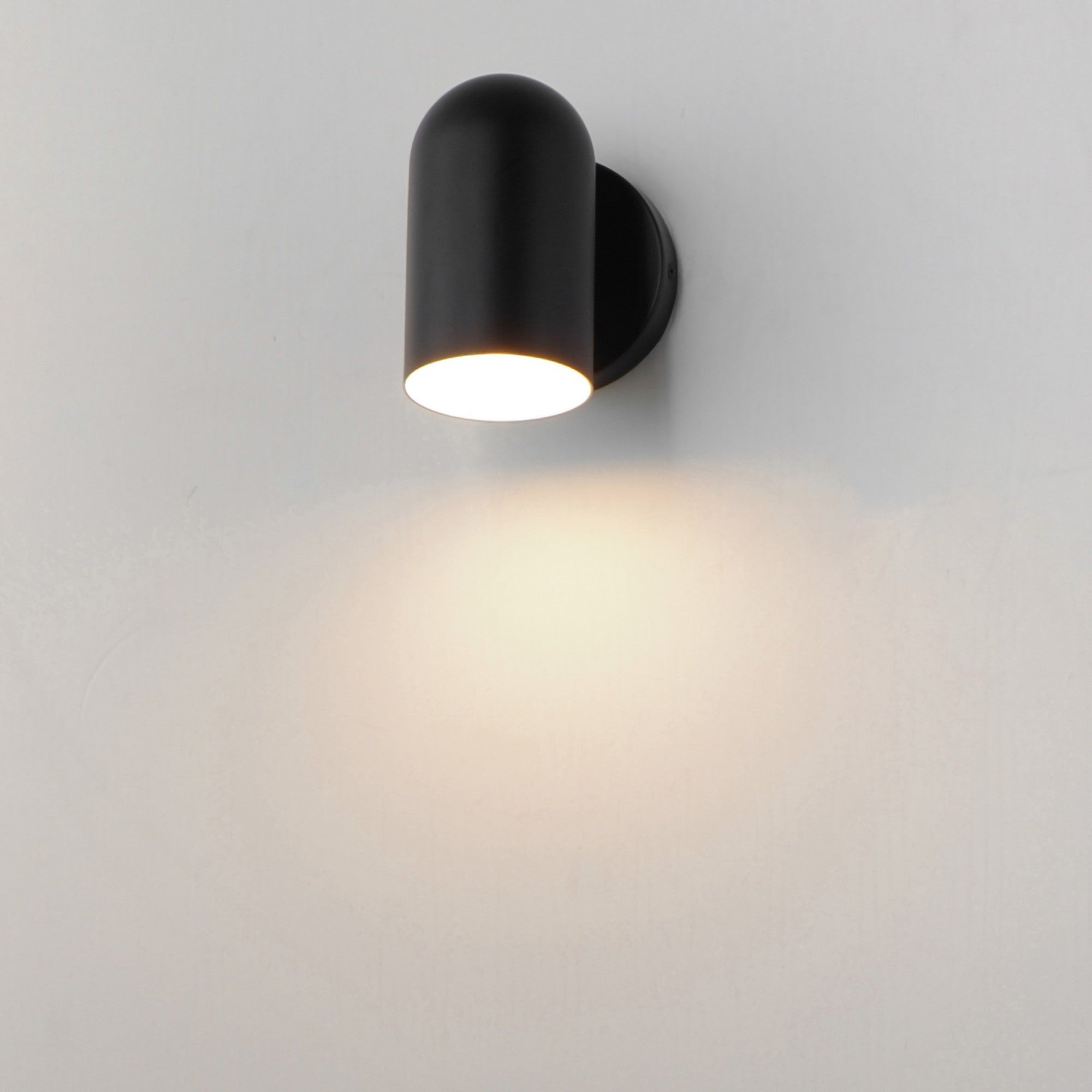 Spot Light 7" LED Outdoor Wall Sconce, Black Finish - Bees Lighting