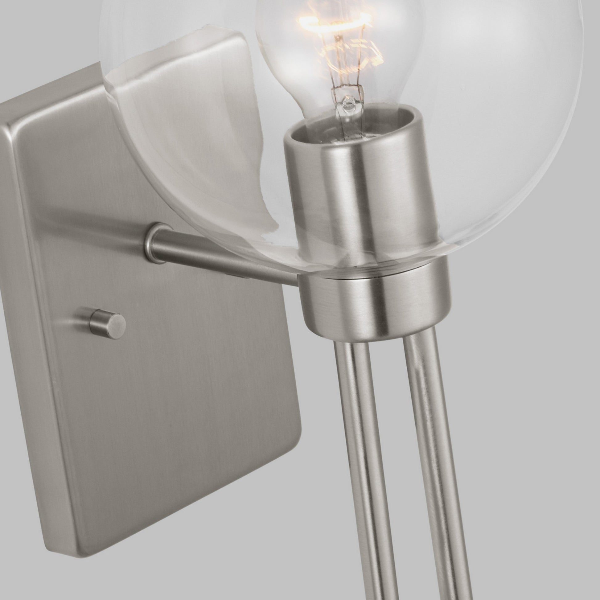 Codyn 14" Bath Wall Sconce, Brushed Nickel Finish - Bees Lighting