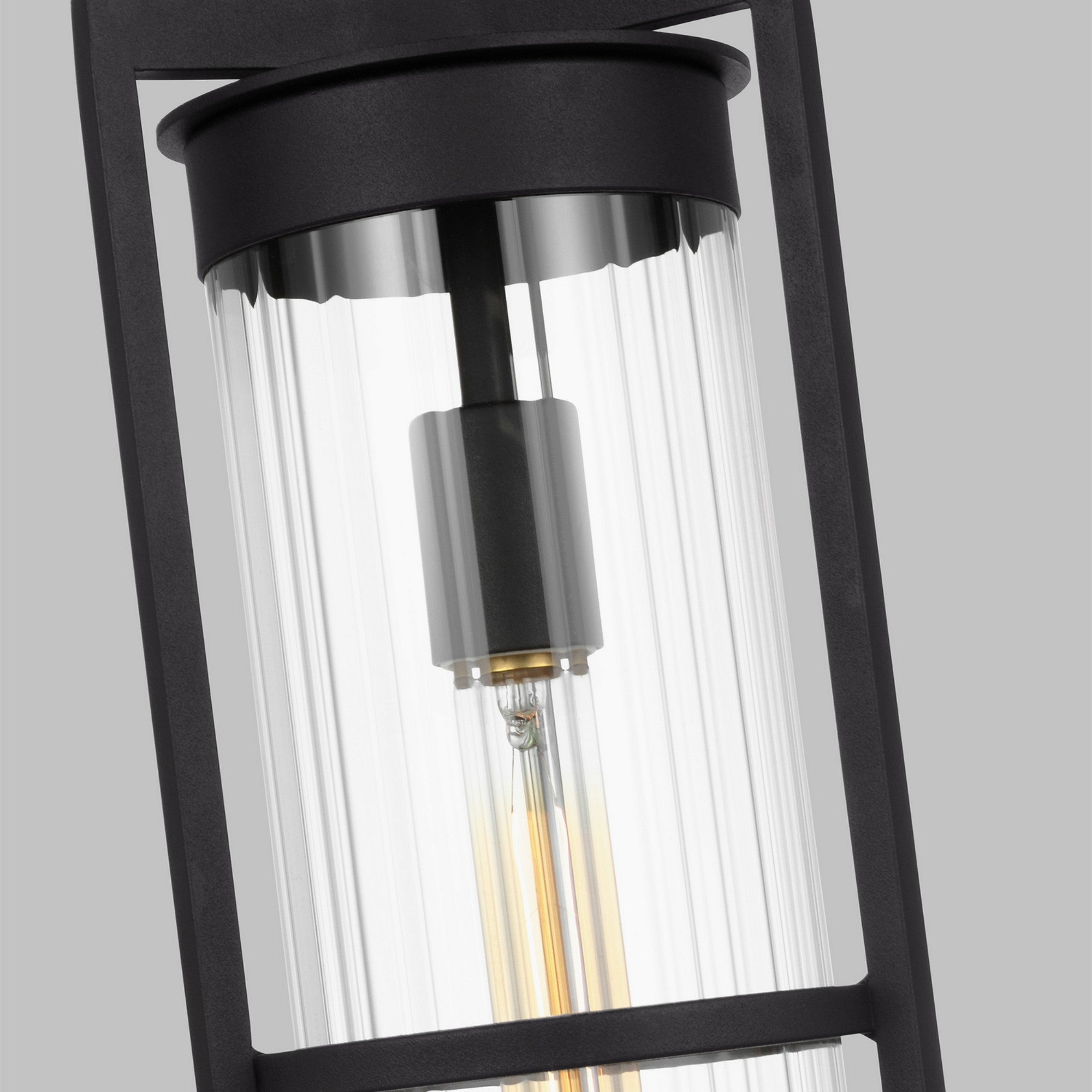 Alcona 18" Outdoor Pendant Lantern, Black Finish - Bees Lighting
