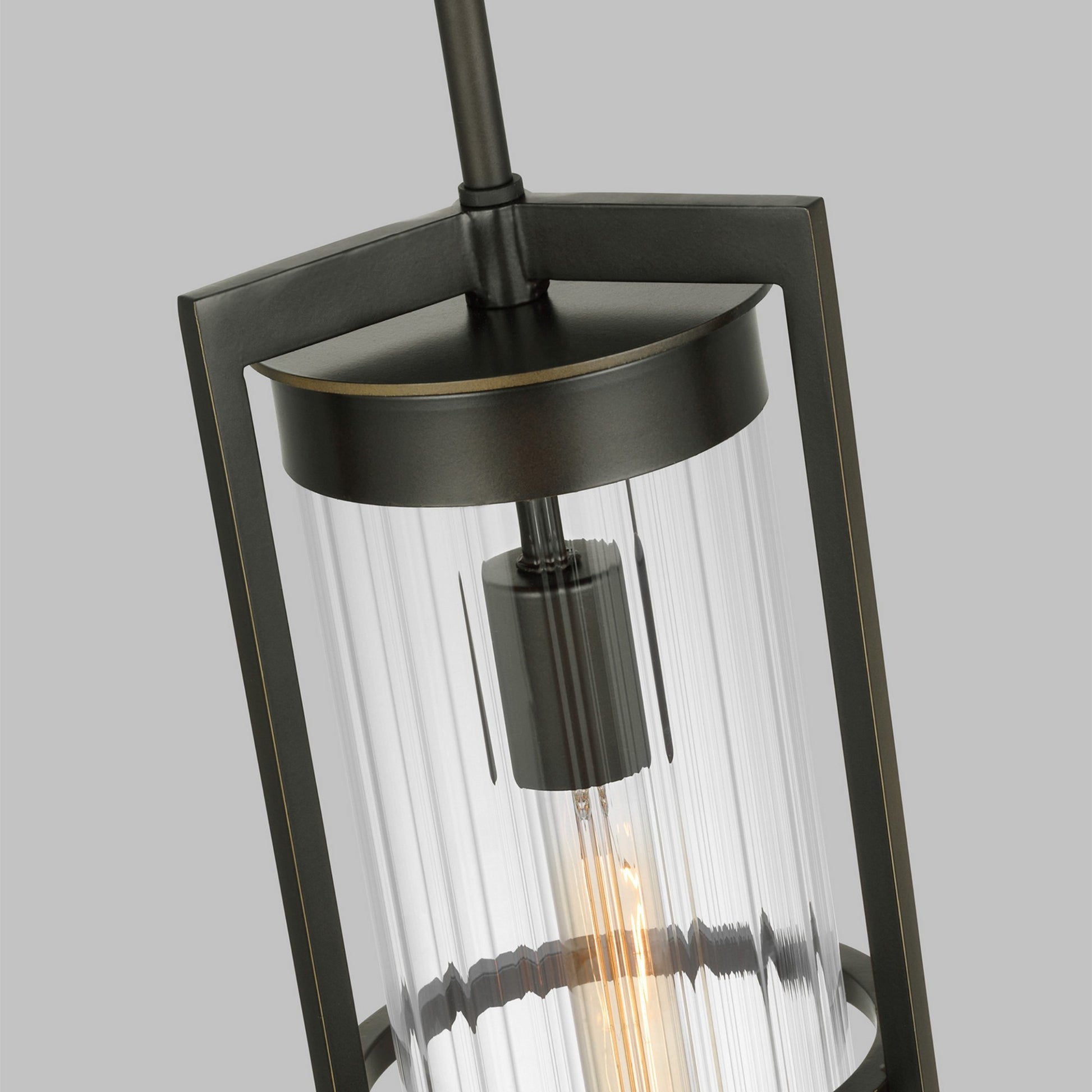 Alcona 18" Outdoor Pendant Lantern, Antique Bronze Finish - Bees Lighting