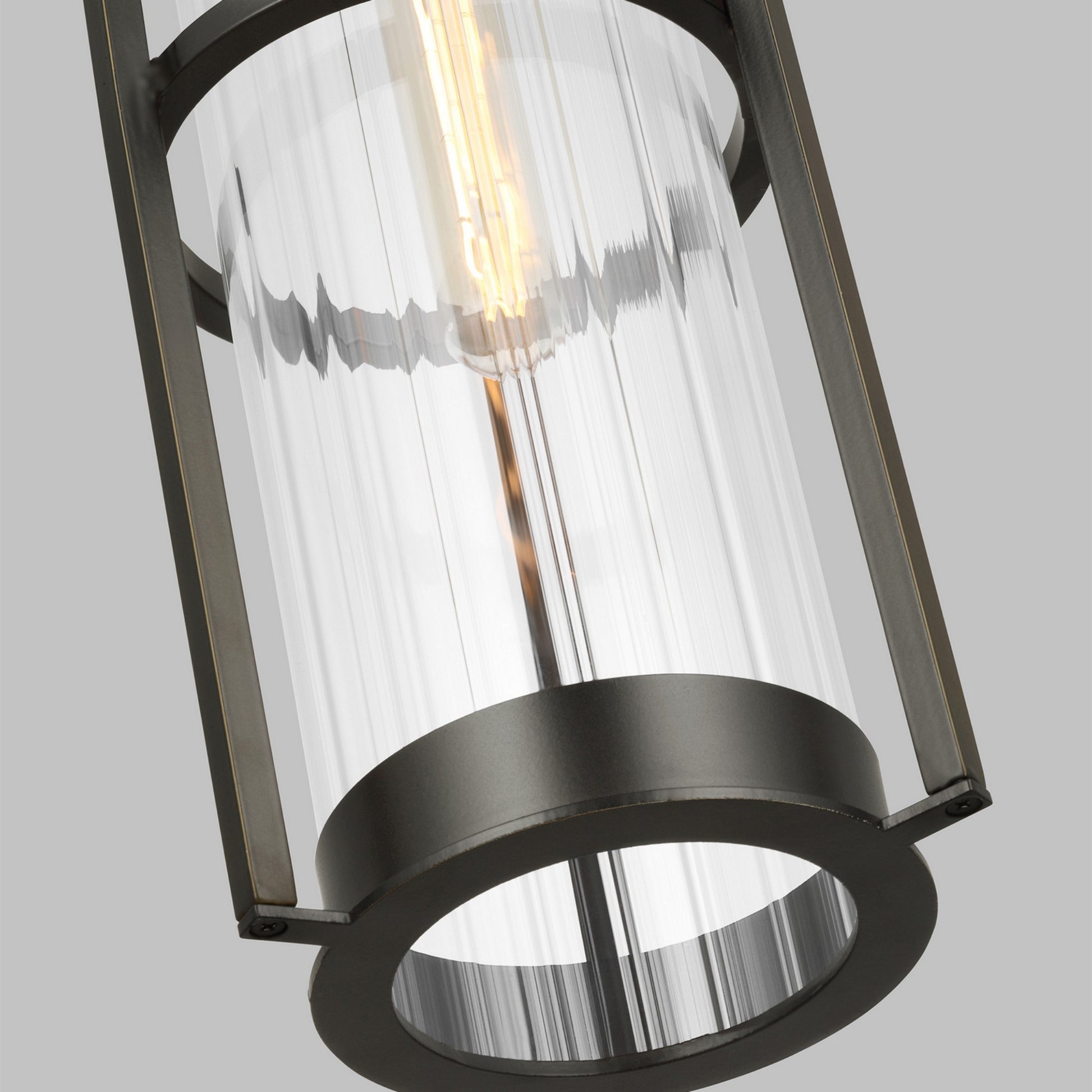 Alcona 18" Outdoor Pendant Lantern, Antique Bronze Finish - Bees Lighting