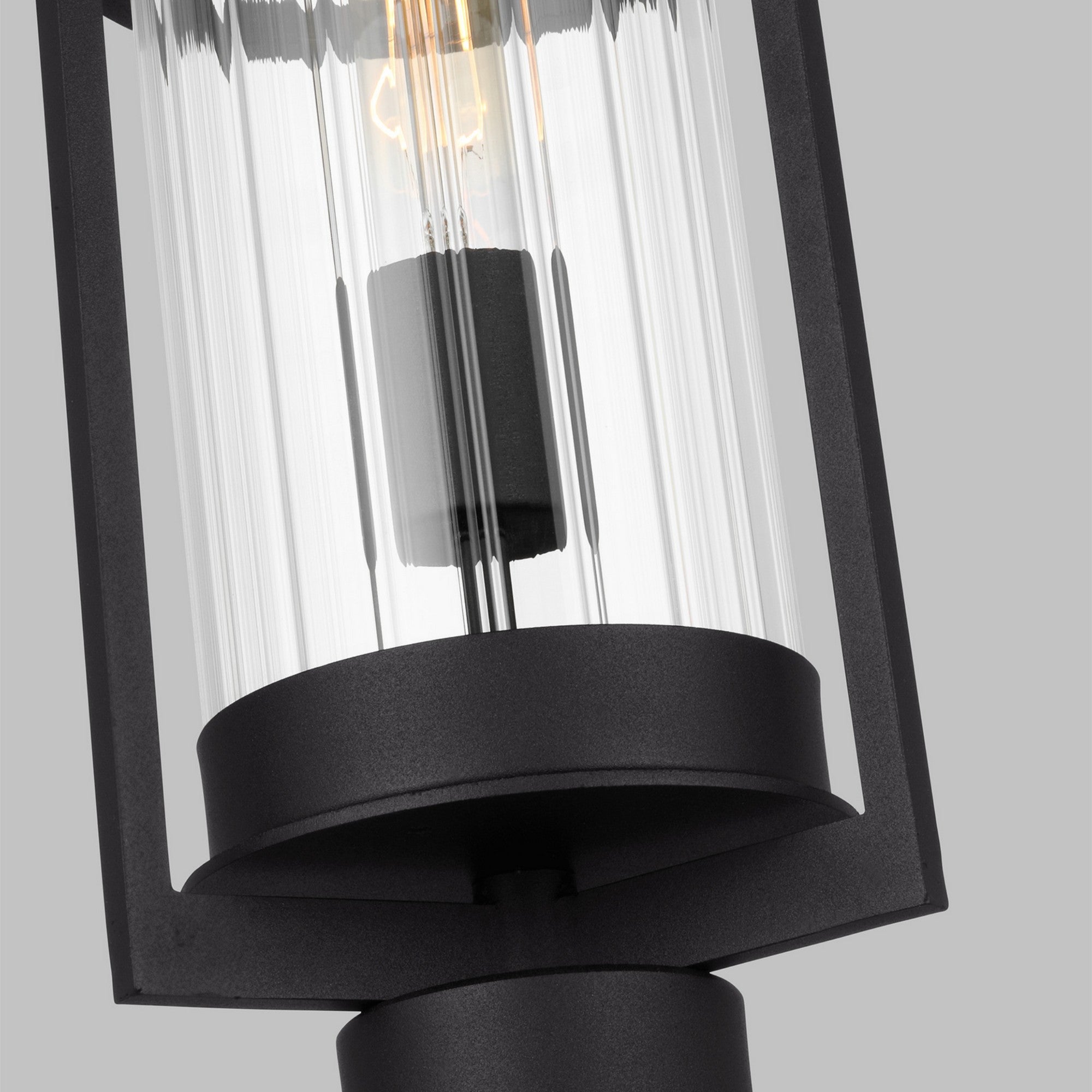 Alcona 21" Outdoor Post Lantern, Black Finish - Bees Lighting