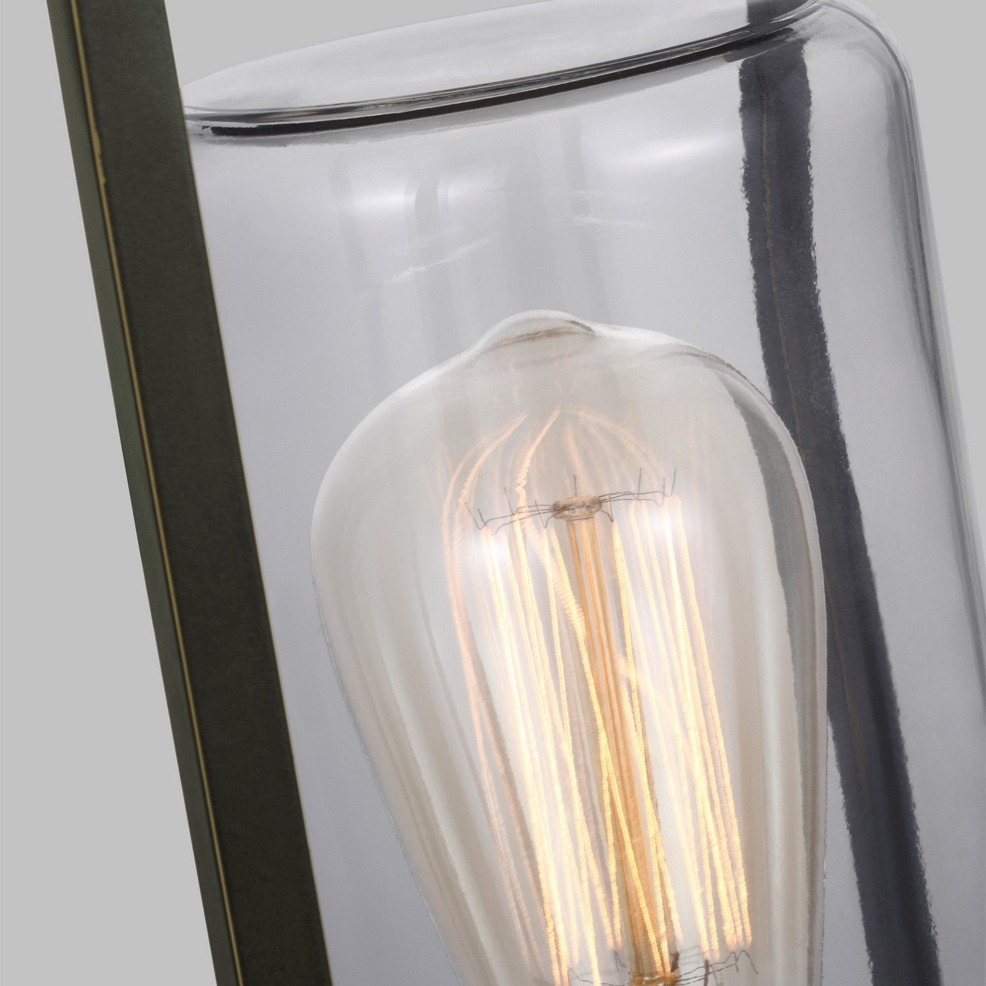 Vado 15" Outdoor Post Lantern, Antique Bronze Finish - Bees Lighting