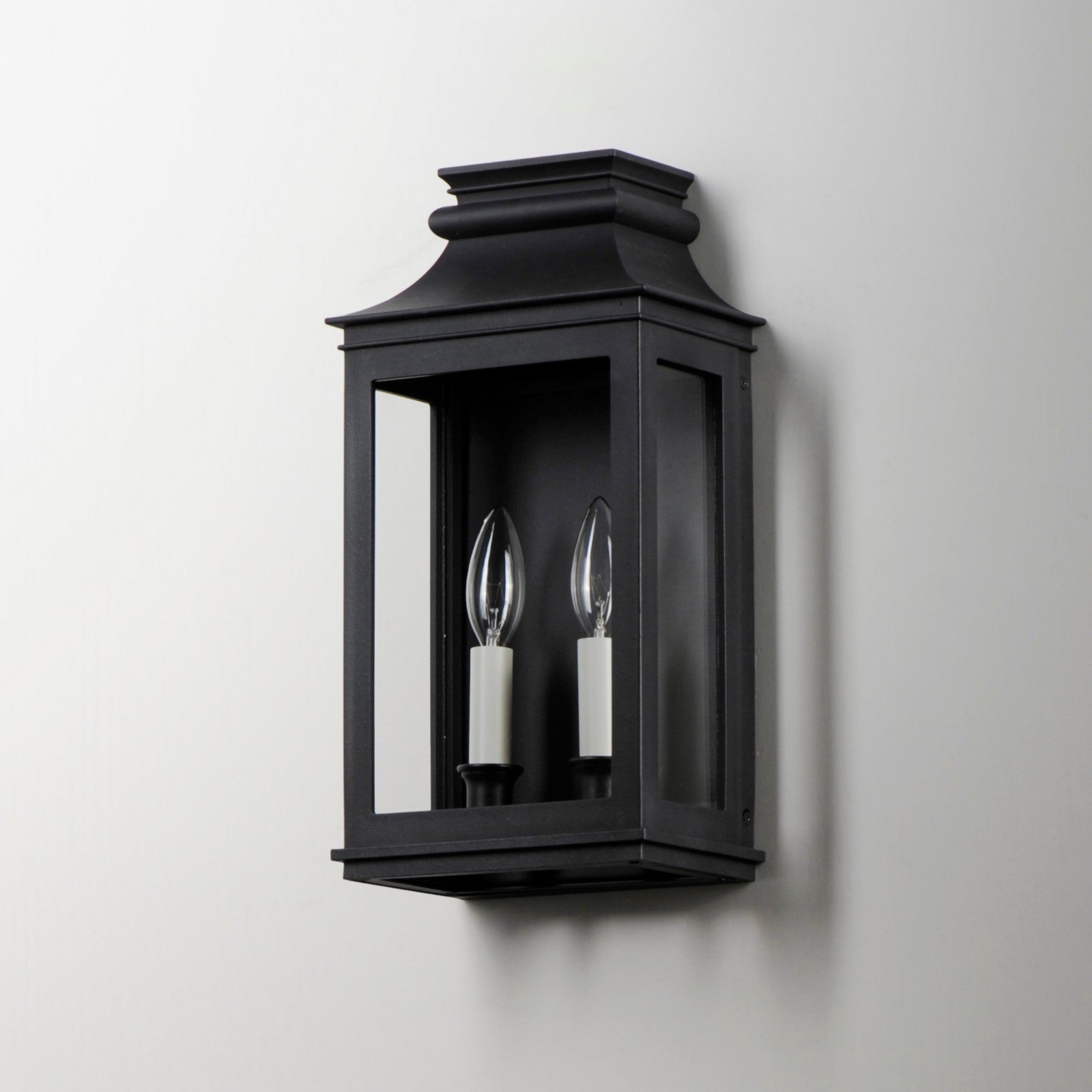 Savannah VX 15" 2-Light Outdoor Wall Sconce, Black Oxide Finish - Bees Lighting