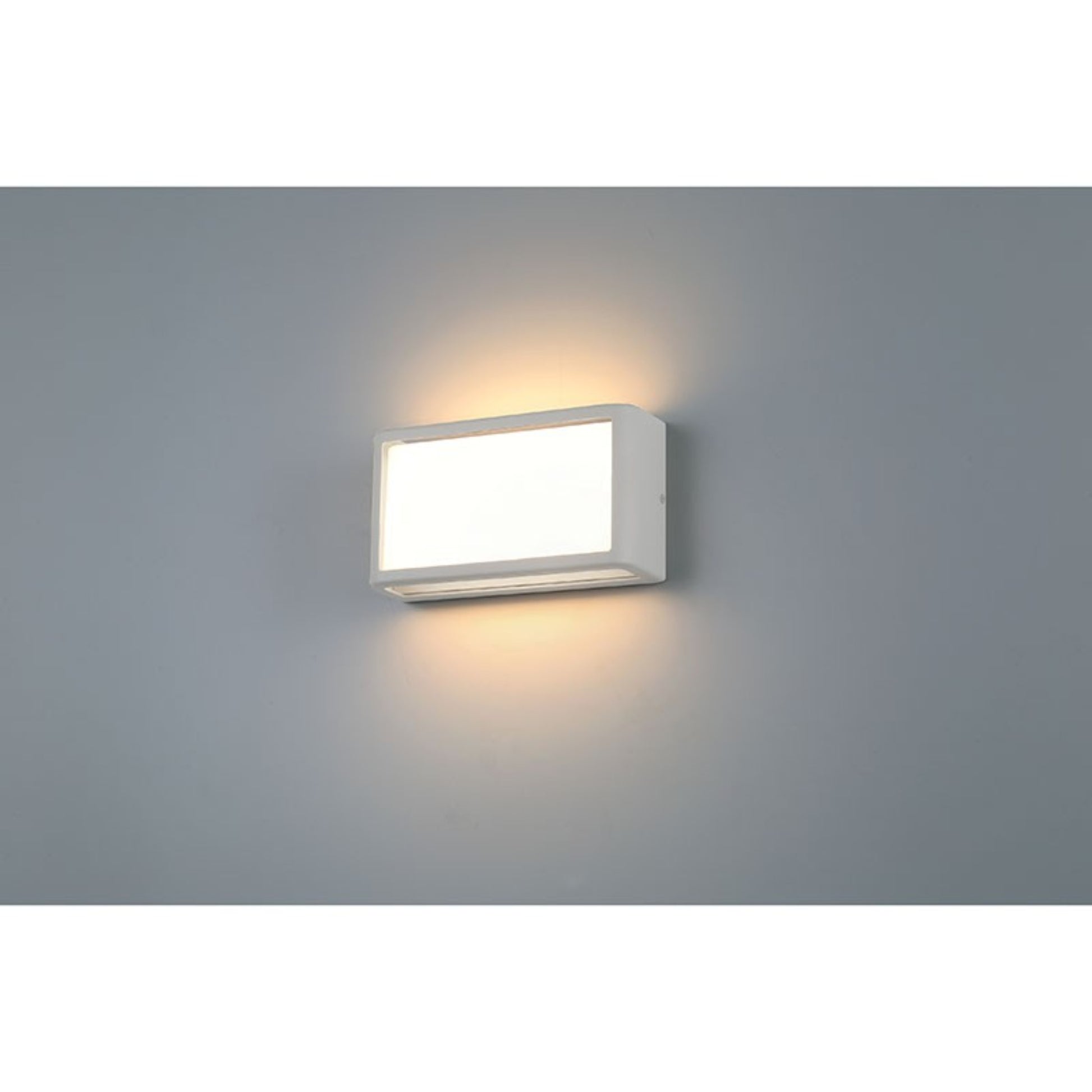 Malibu 9" LED Outdoor Wall Sconce, Satin Finish - Bees Lighting