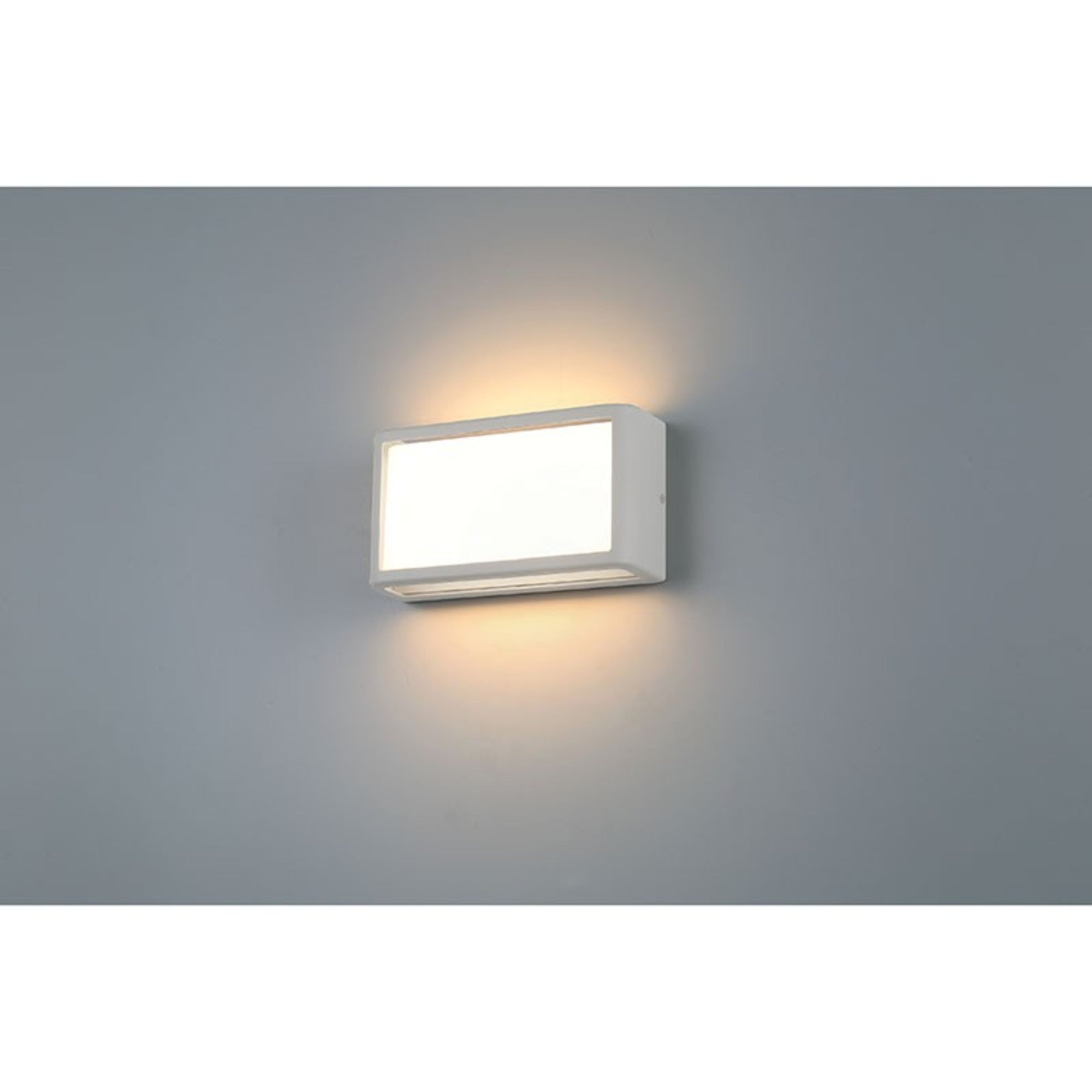 Malibu 9" LED Outdoor Wall Sconce, Satin Finish - Bees Lighting