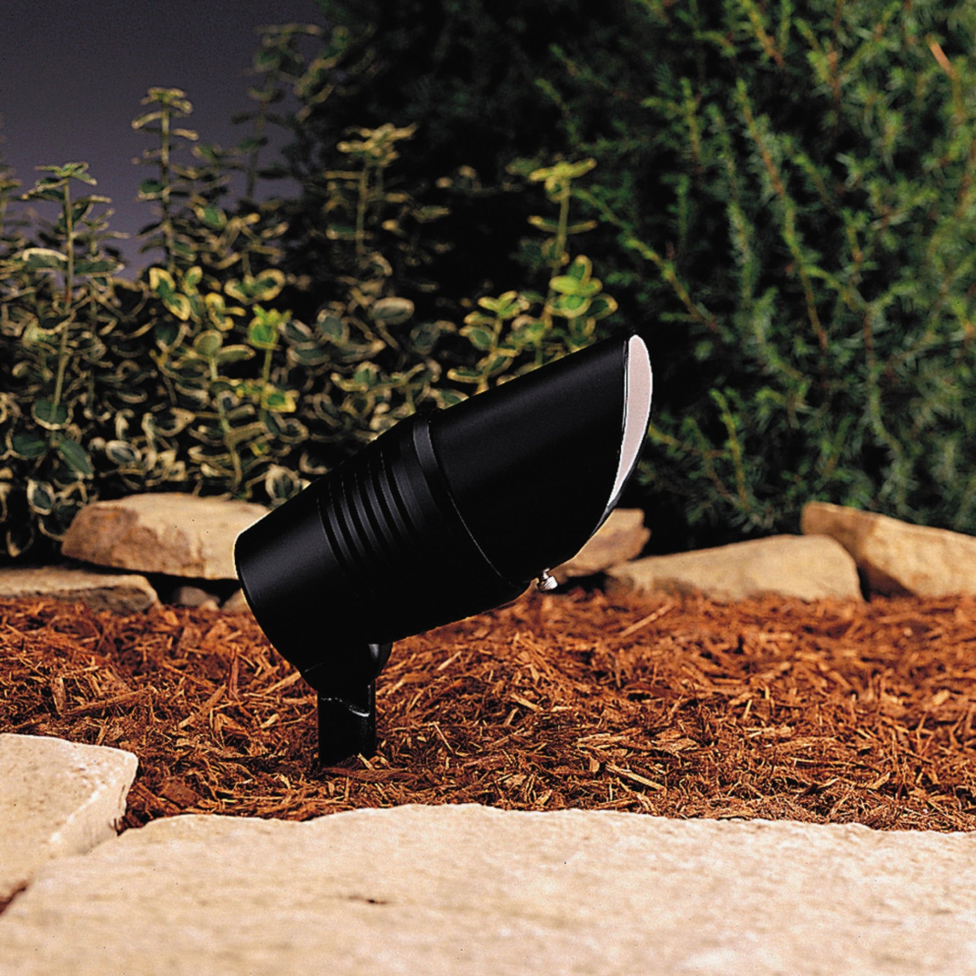Accent 1-Light Spot Light, Thermoplastic Black Material - Bees Lighting