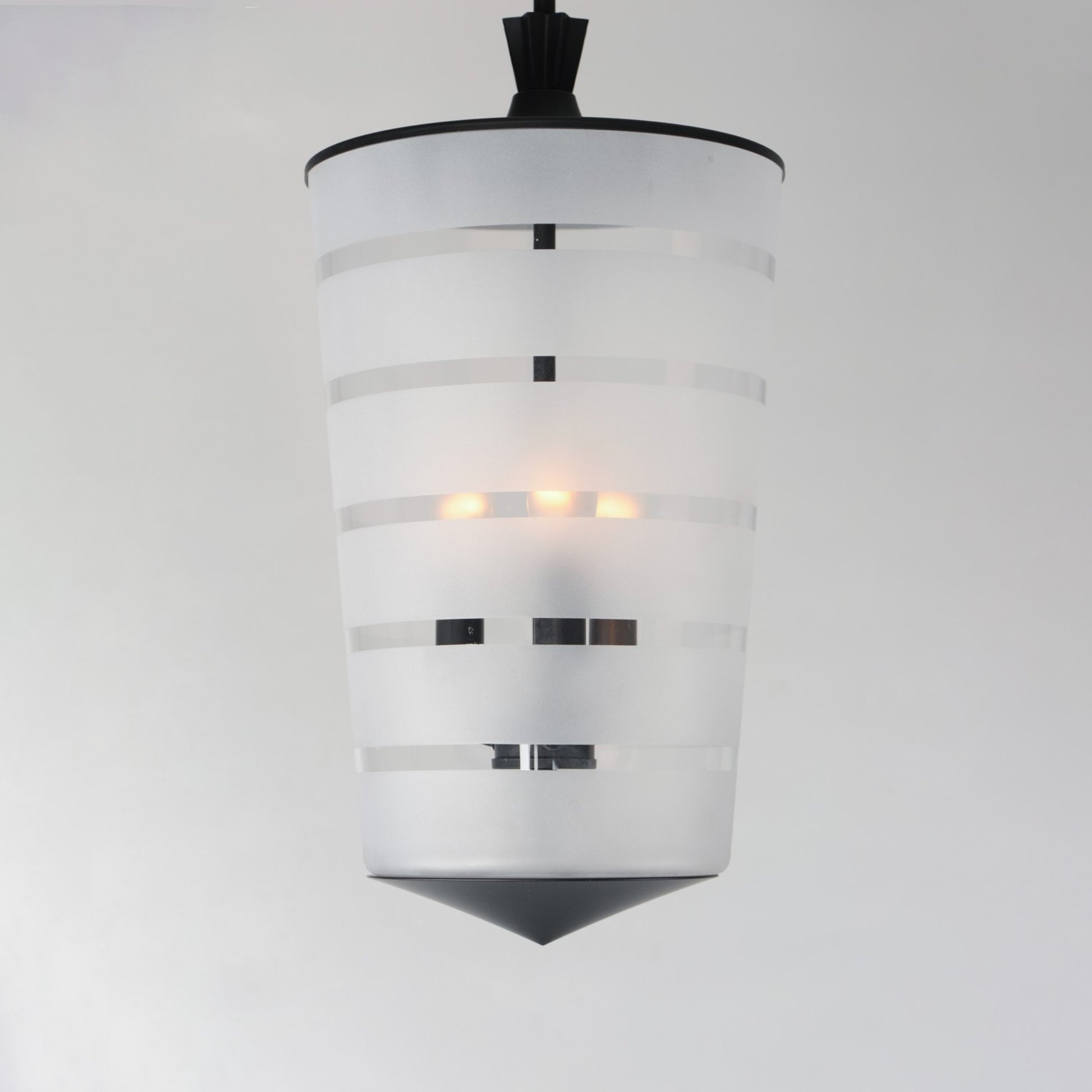 Copacabana 19" 3-Light Pendant, Black Finish - Bees Lighting