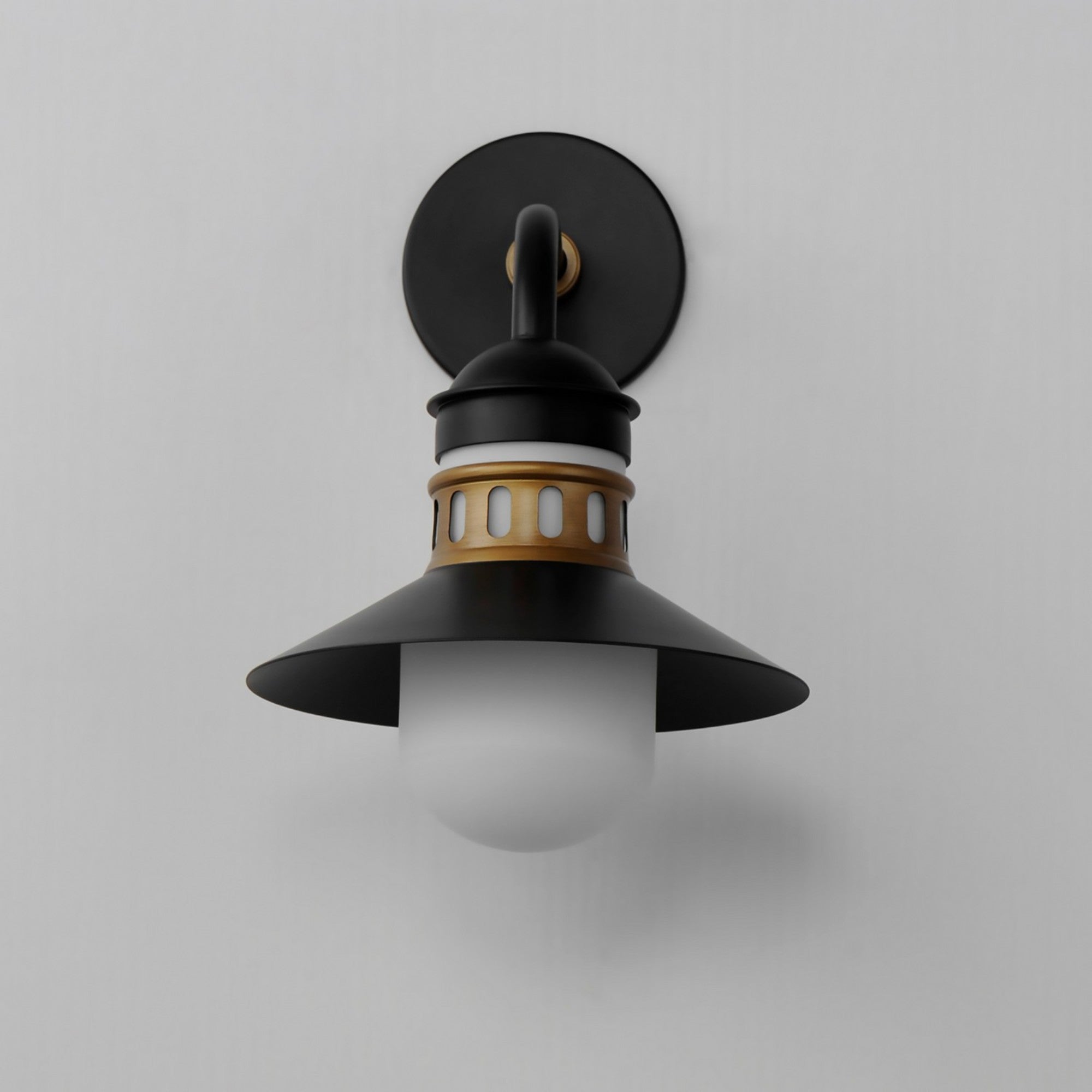 Admiralty 15" Outdoor Wall Sconce, Black & Antique Brass Finish - Bees Lighting