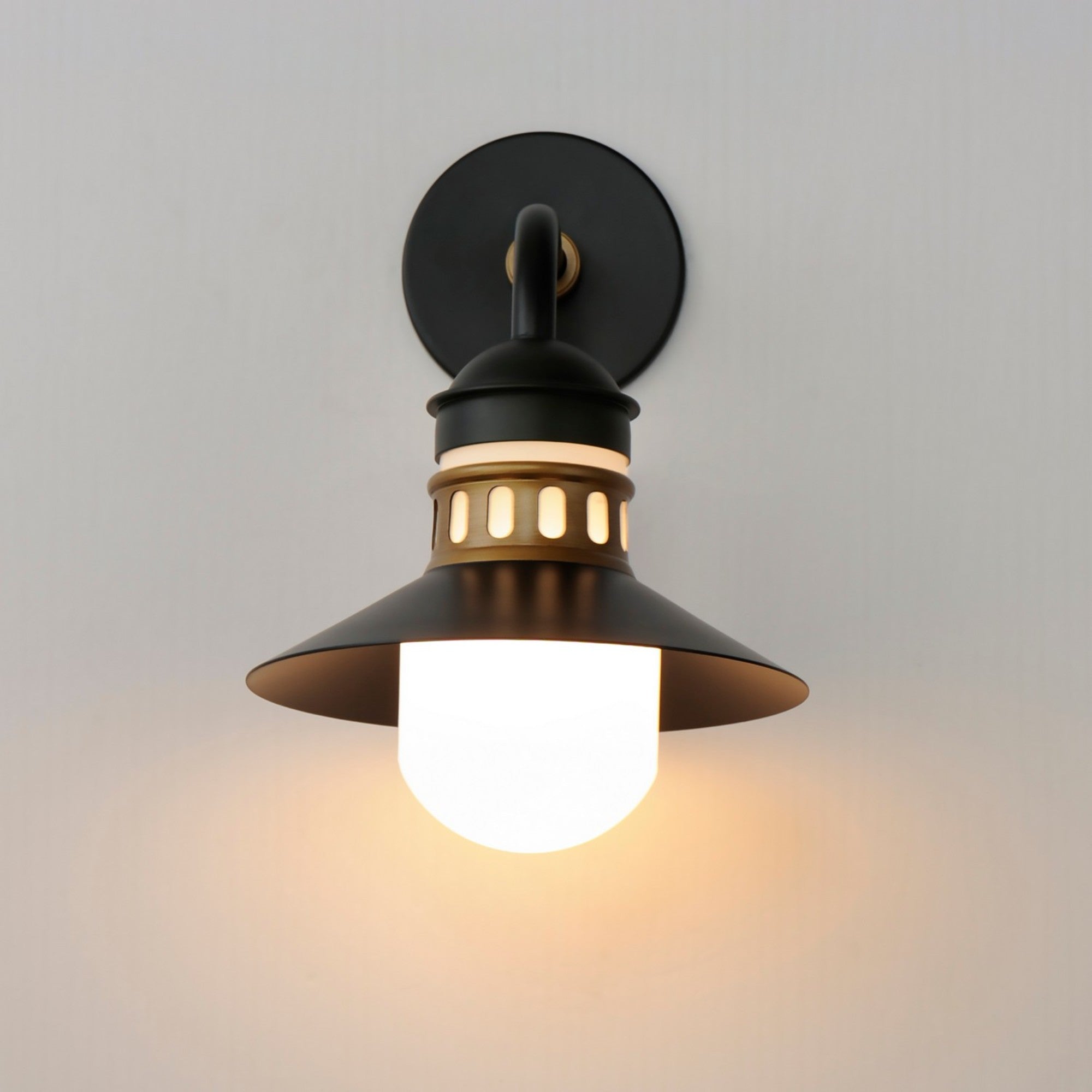 Admiralty 15" Outdoor Wall Sconce, Black & Antique Brass Finish - Bees Lighting