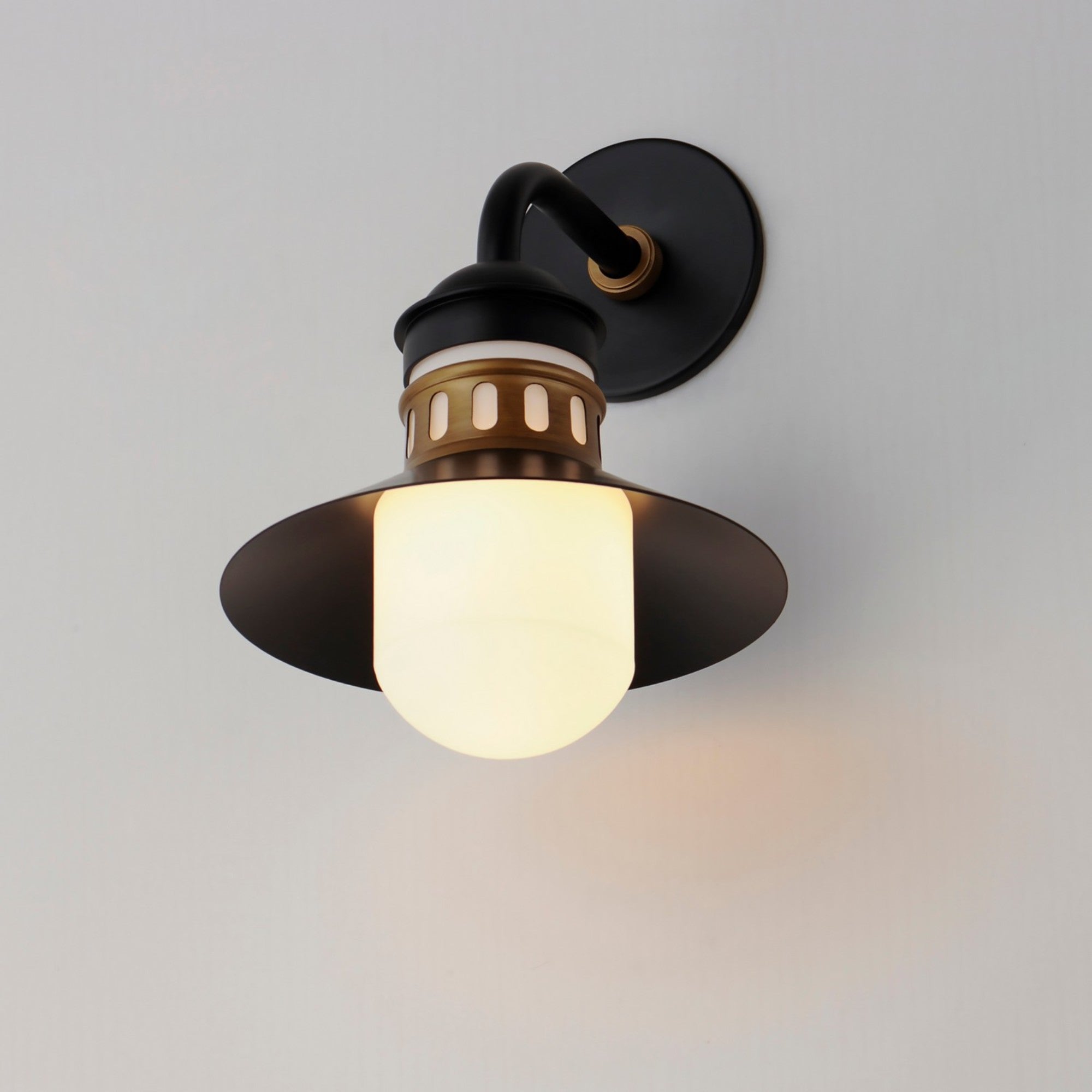 Admiralty 15" Outdoor Wall Sconce, Black & Antique Brass Finish - Bees Lighting