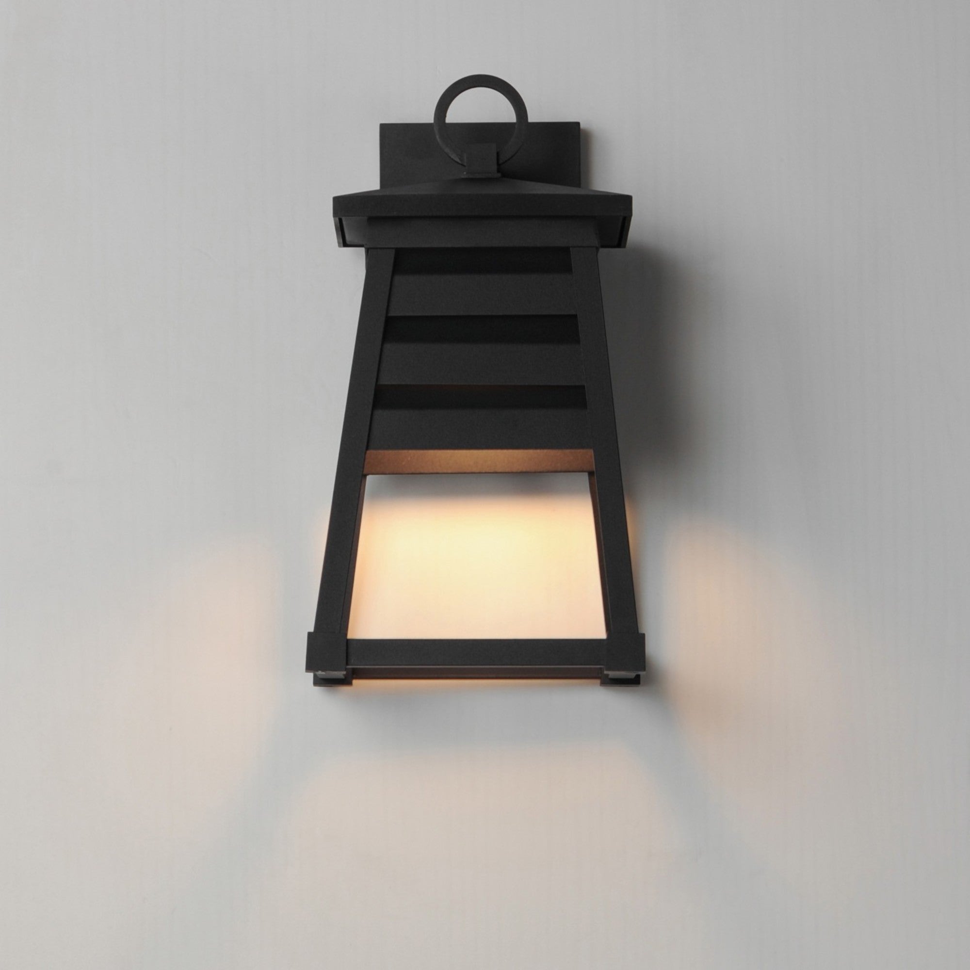 Shutters 14" Outdoor Wall Sconce, Black Finish - Bees Lighting