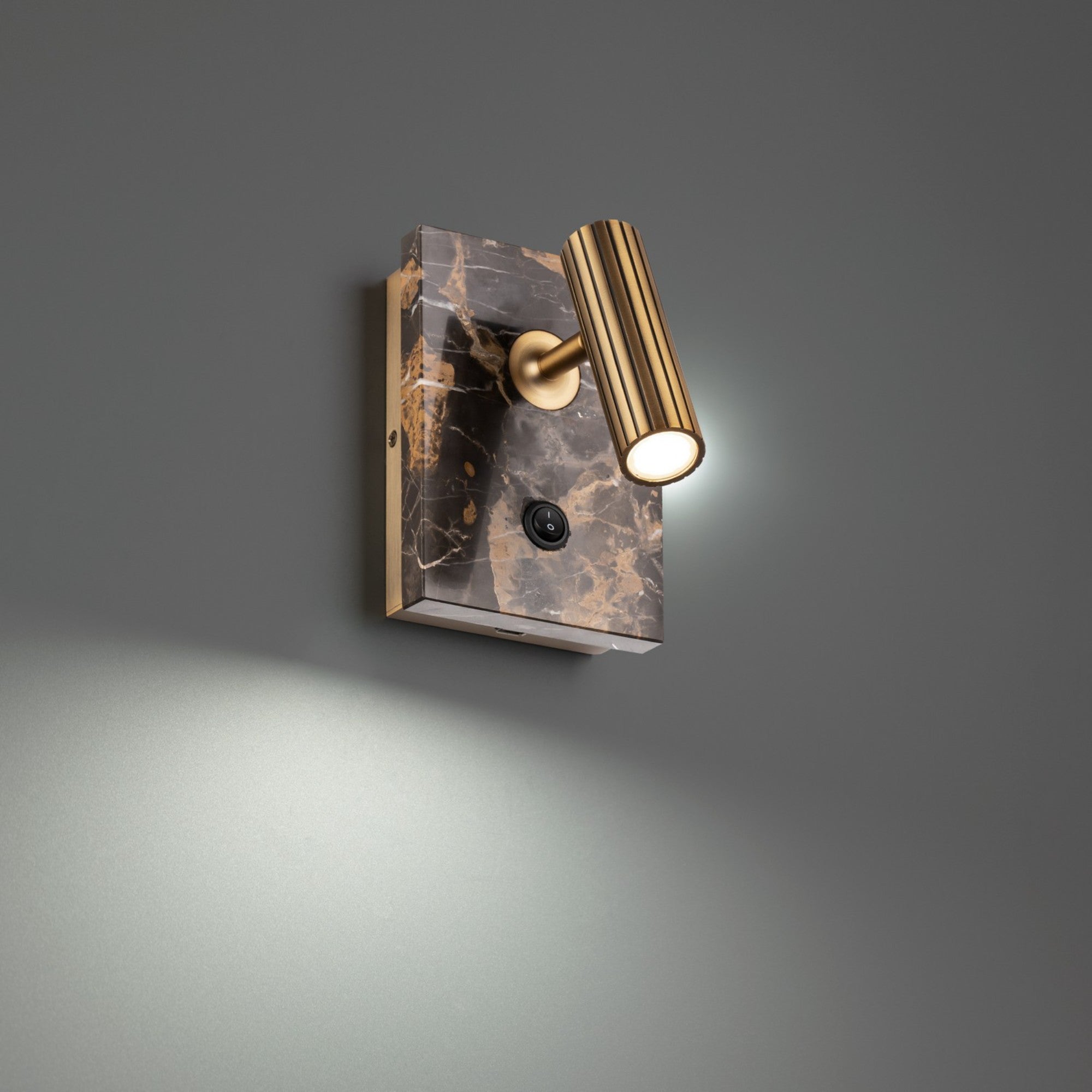 Nexus 7" LED Reading Bed Light, Black & Aged Brass Finish - Bees Lighting