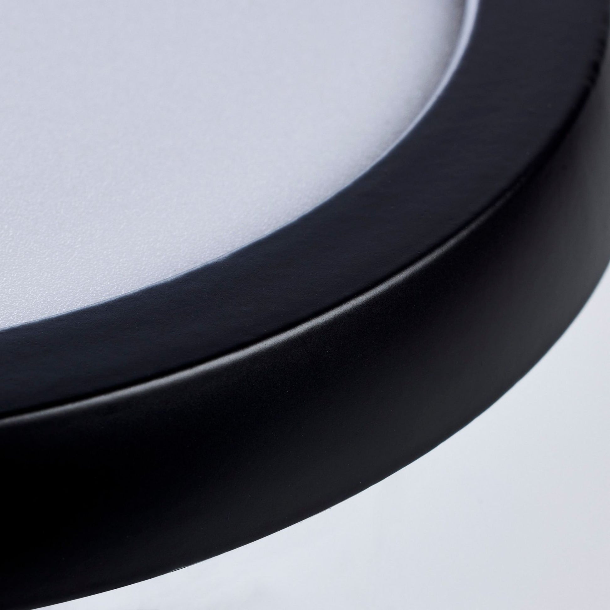 Blink 7" LED Round Disk Light, 11W, 5CCT, Black Finish - Bees Lighting