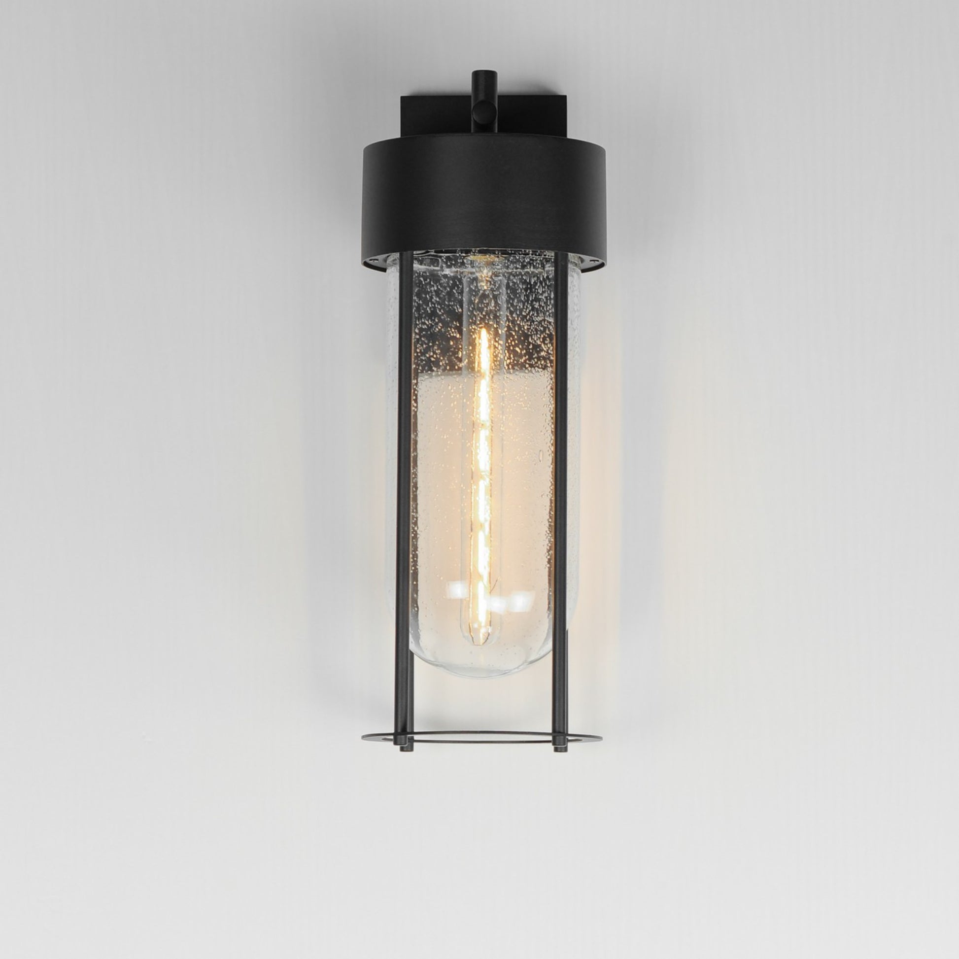 Millennial 19" Outdoor Wall Sconce, Black Finish - Bees Lighting