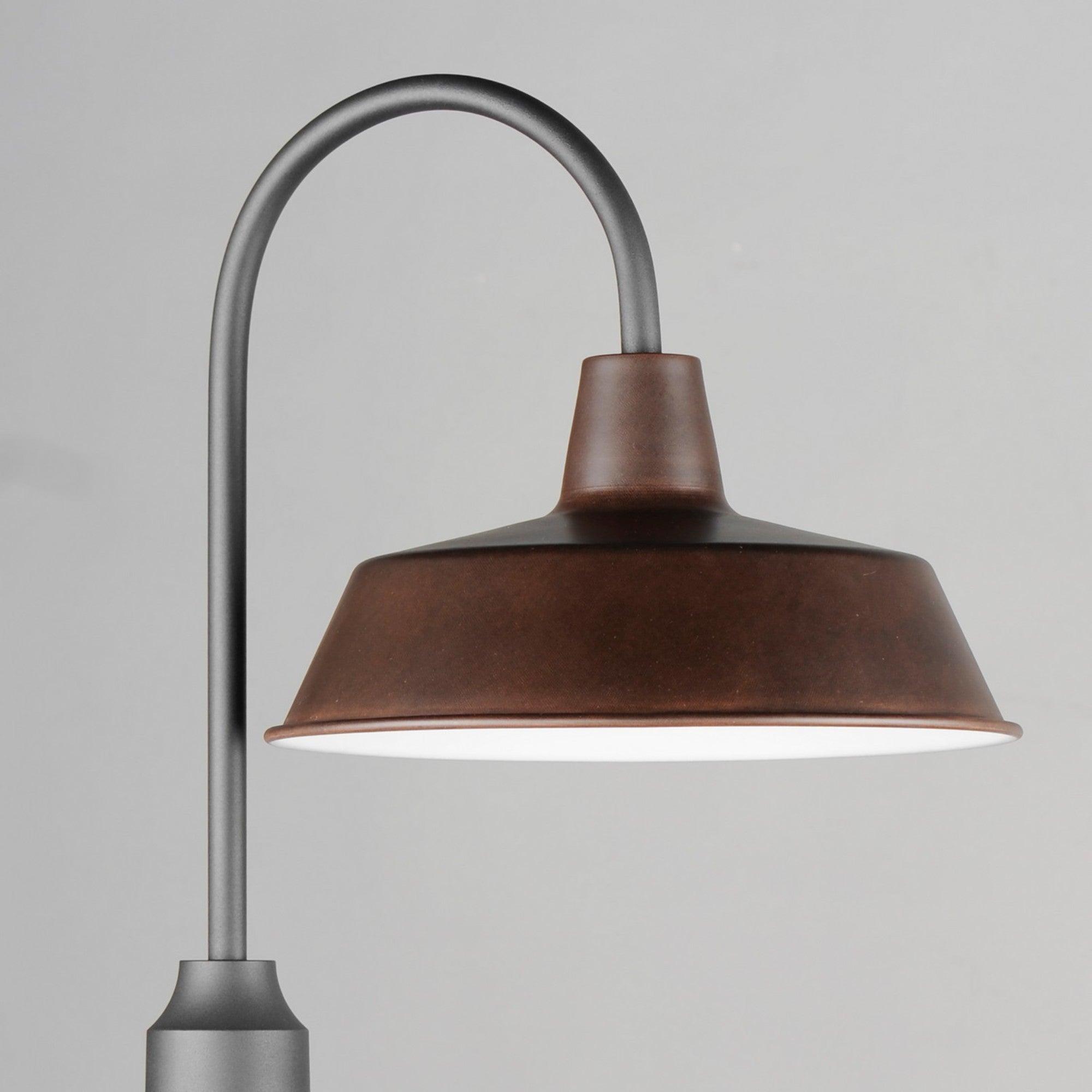 Pier M 20" Post Lantern, Empire Bronze / Black Finish - Bees Lighting