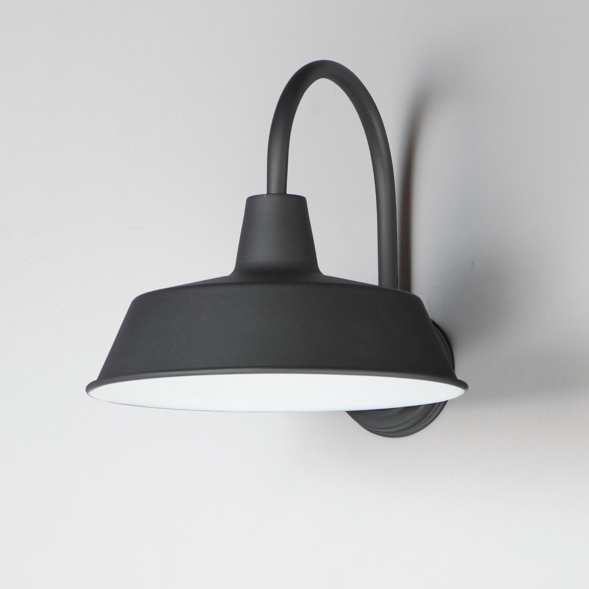 Pier M 14" Wall Sconce, Black Finish - Bees Lighting