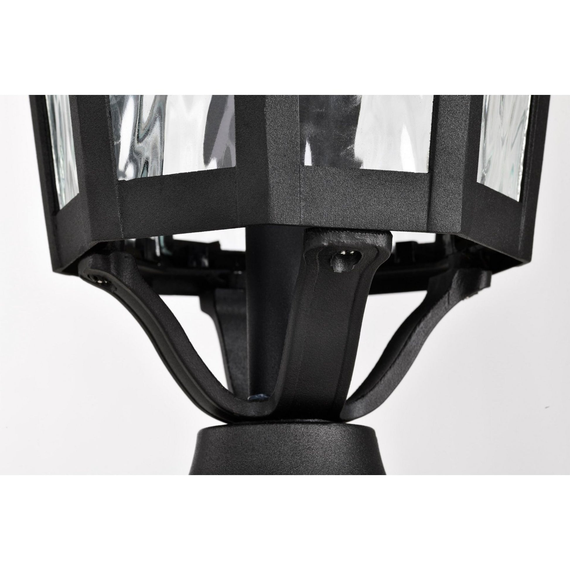 East River 20" Lamp Post, Matte Black Finish - Bees Lighting