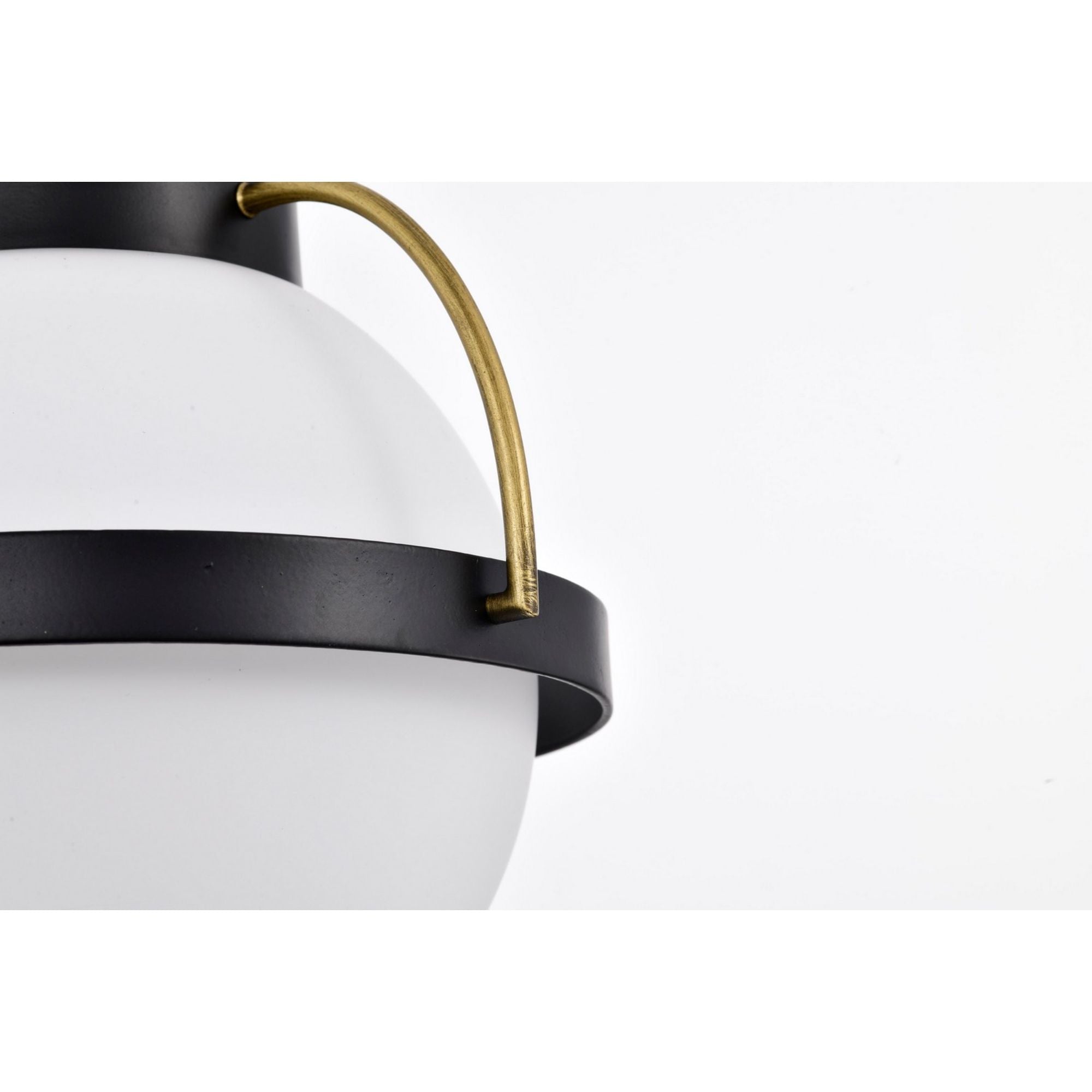 Lakeshore 10" Pendant, Matte Black Finish - Bees Lighting