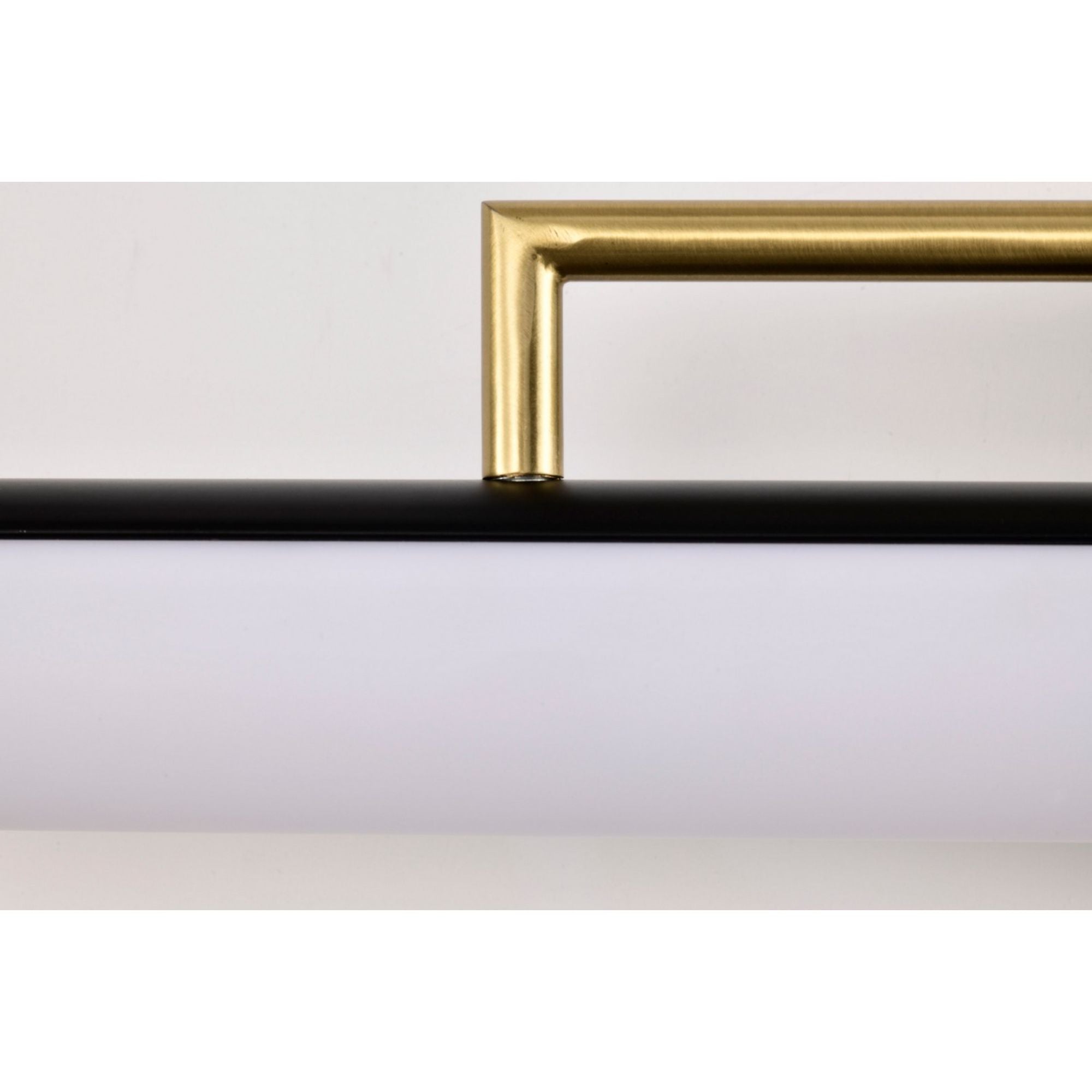 Solano 24" LED Bath Bar, Brass and Matte Black Finish - Bees Lighting