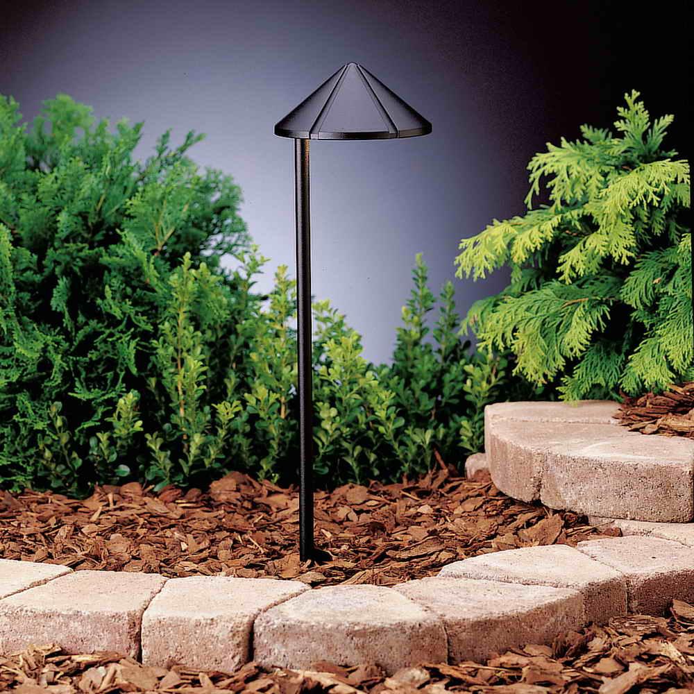 Side Mount Path Light, Textured Black - Bees Lighting