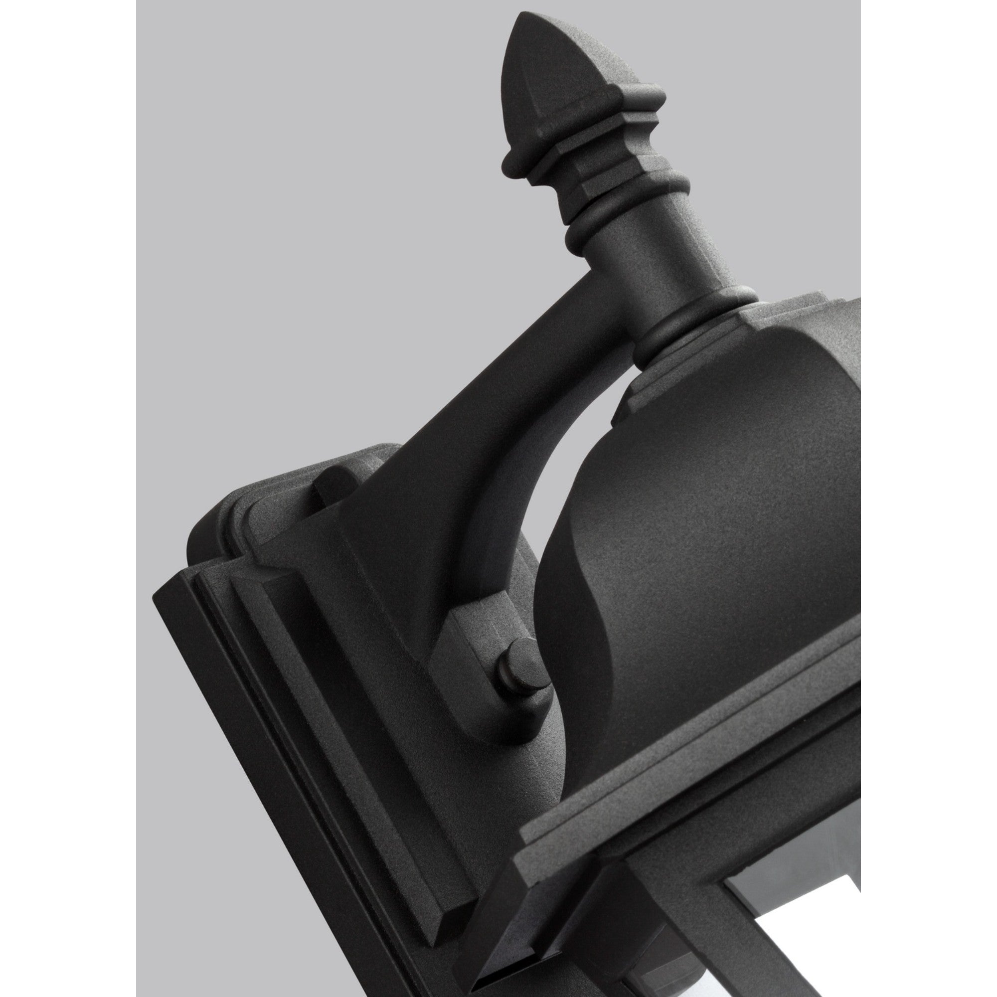 Brentwood 18" Outdoor Wall Lantern, Black Finish - Bees Lighting