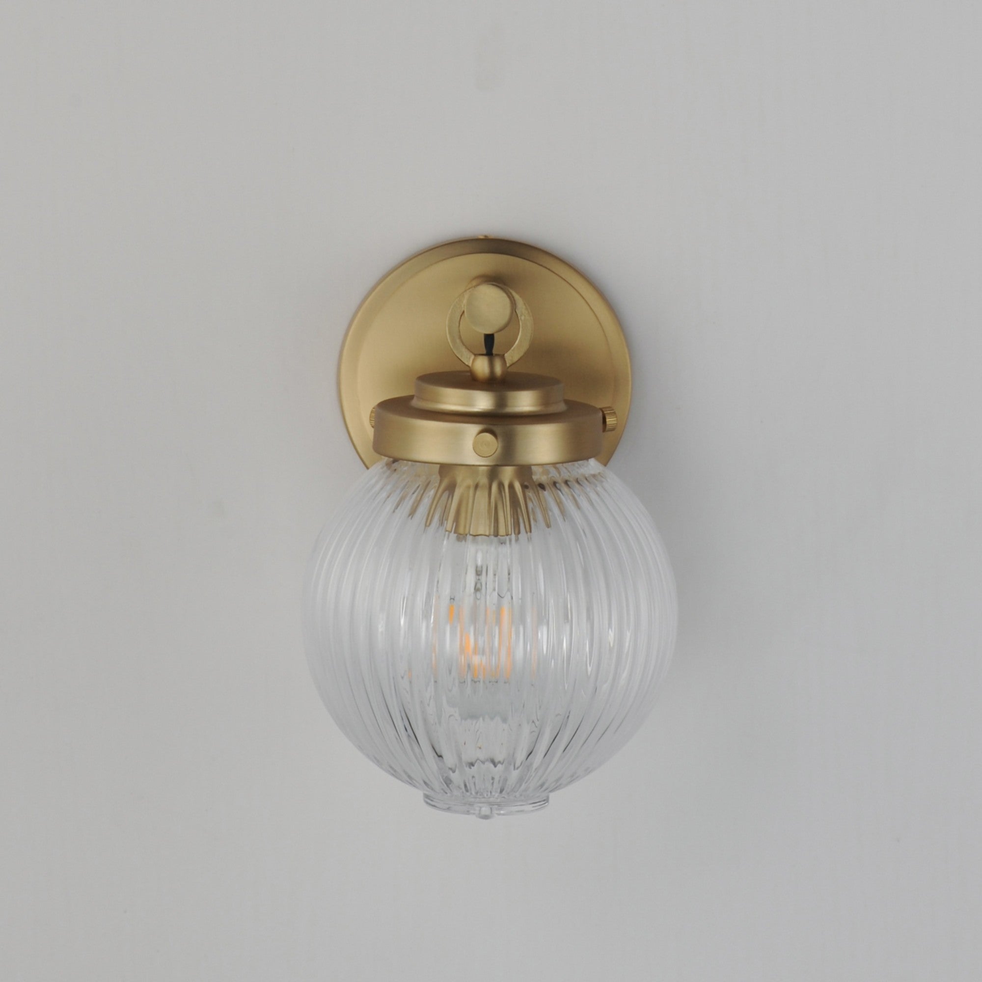 Kasbah 9" Wall Sconce, Satin Brass Finish - Bees Lighting