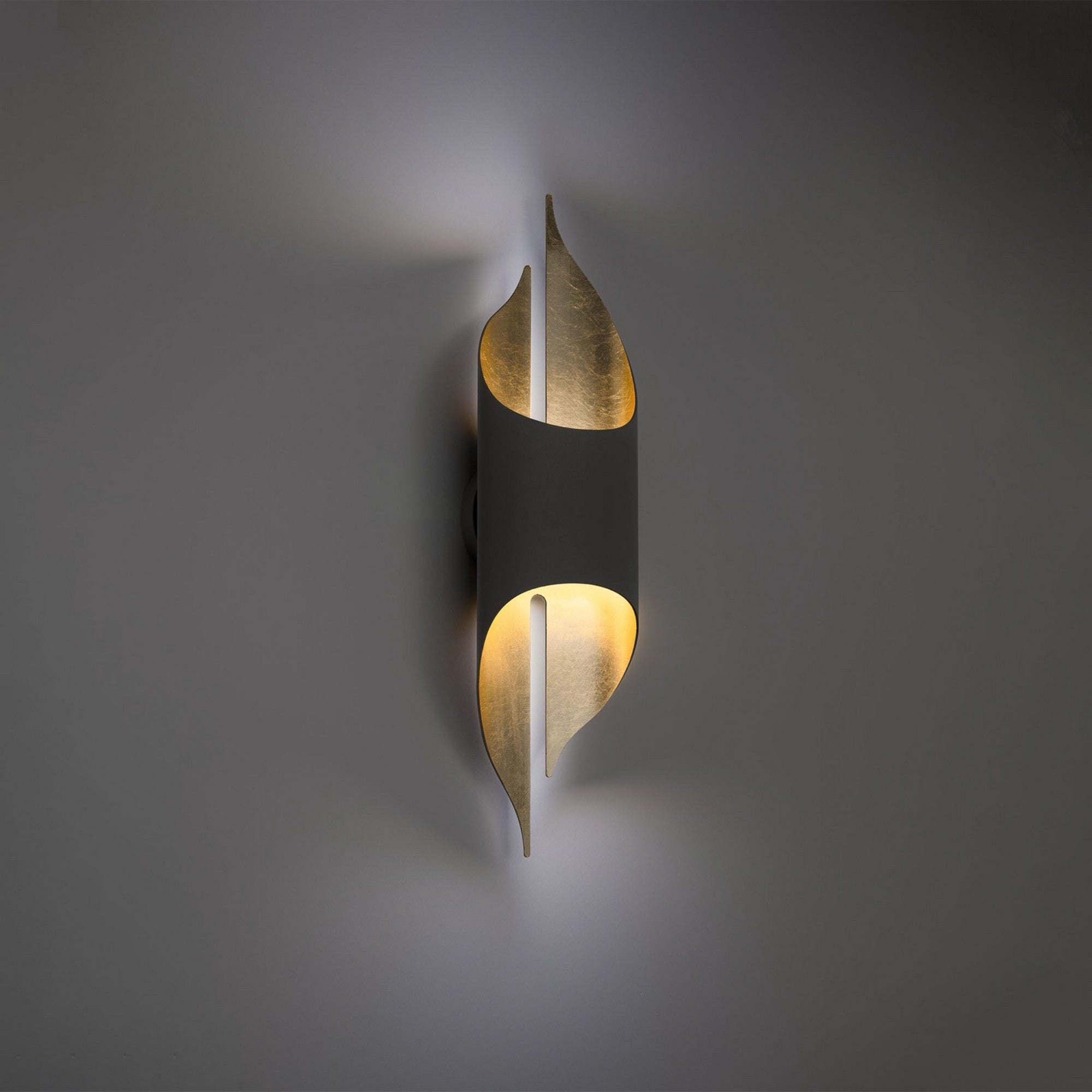 Clasp 23" LED Wall Sconce, Bronze & Gold Leaf Finish - Bees Lighting