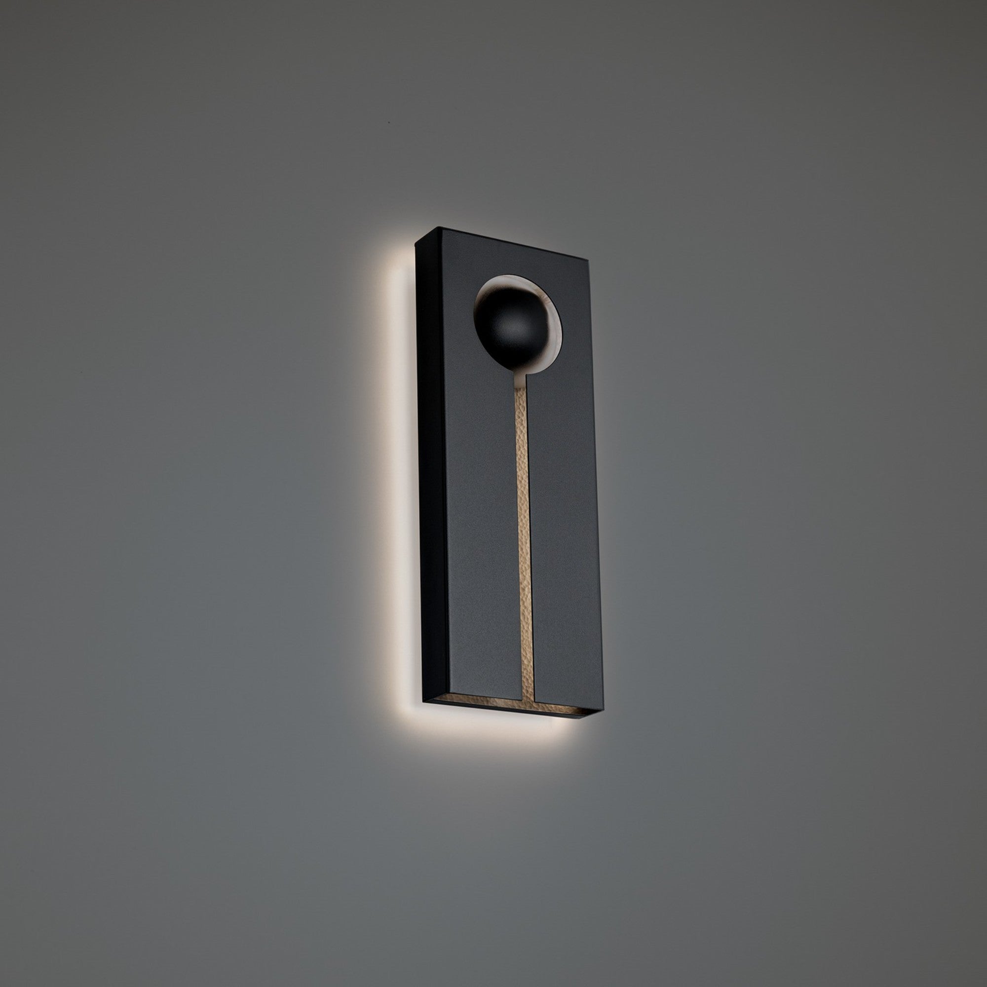 Keyhole 16" LED Outdoor Wall Sconce, Black/ Brushed Nickel Finish - Bees Lighting