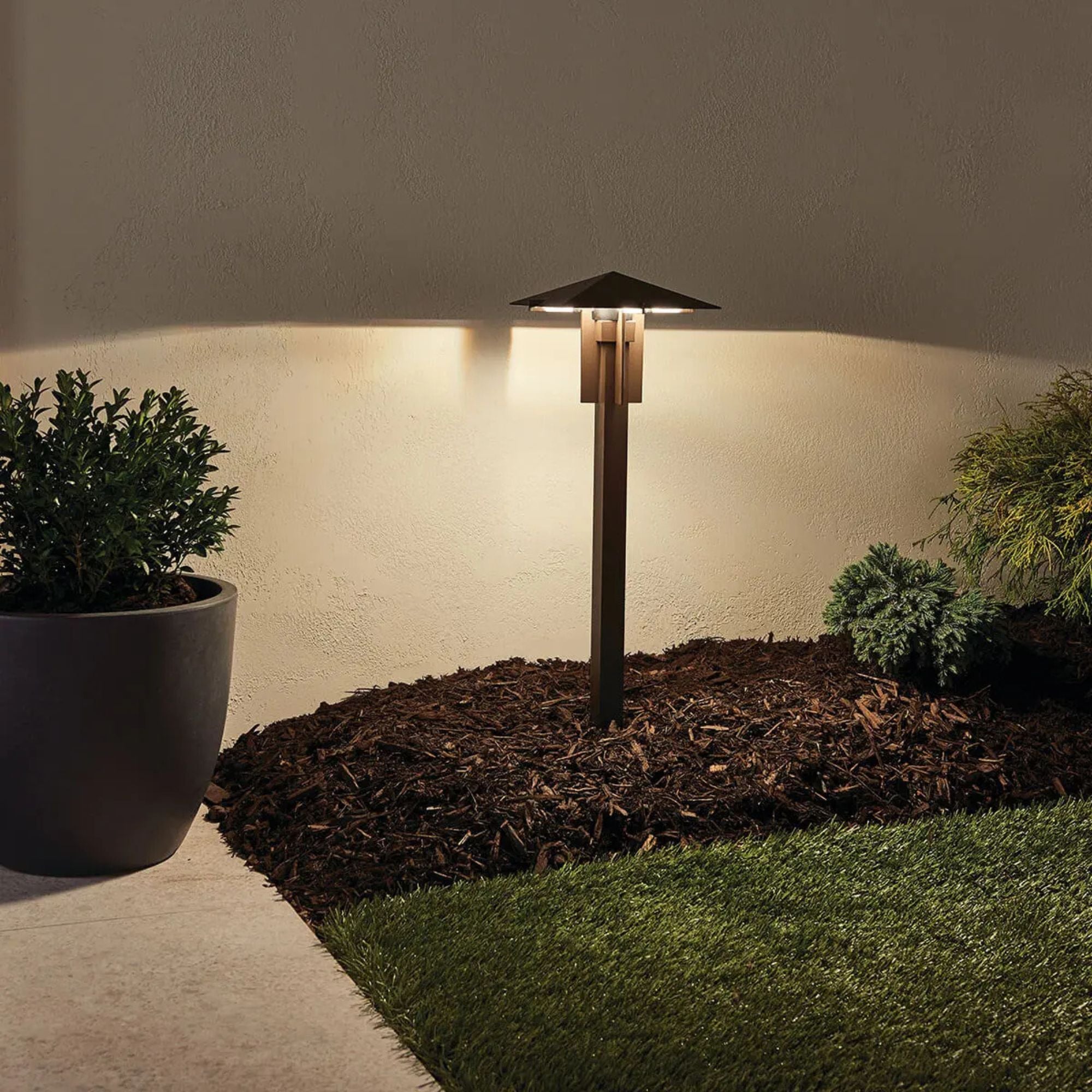 LED 2700K Forged Path Light, Textured Architectural Bronze