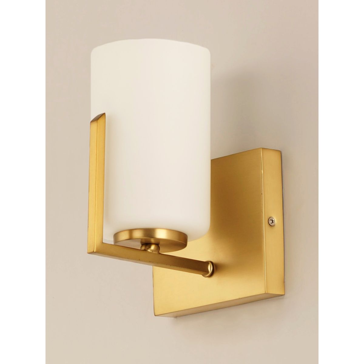 Dart 8 in. Armed Sconce Brass Finish - Bees Lighting