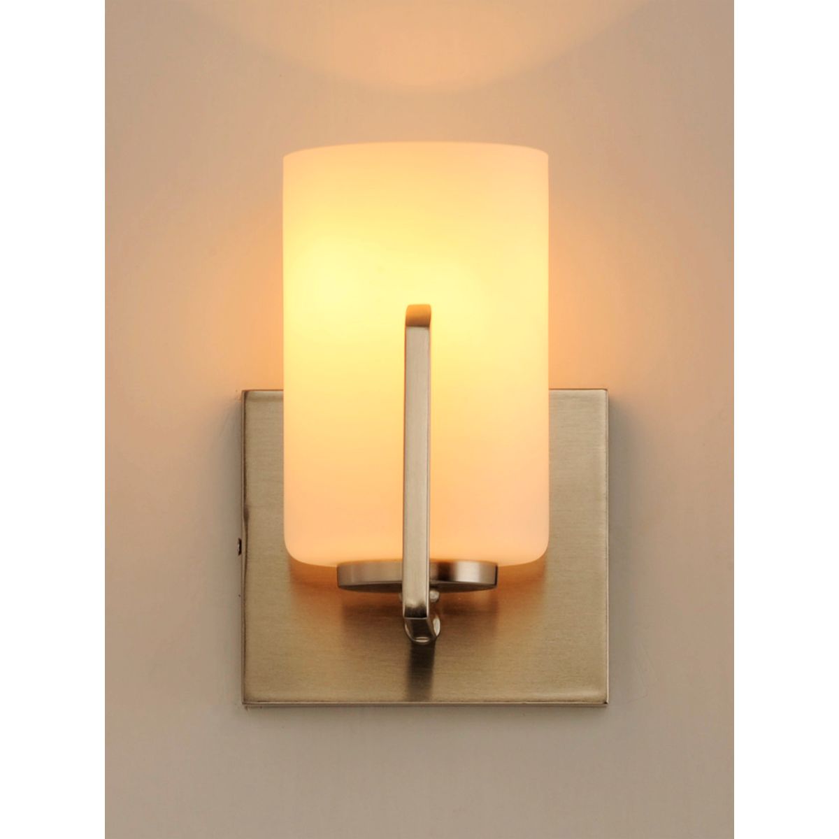 Dart 8 in. Armed Sconce Nickel Finish - Bees Lighting