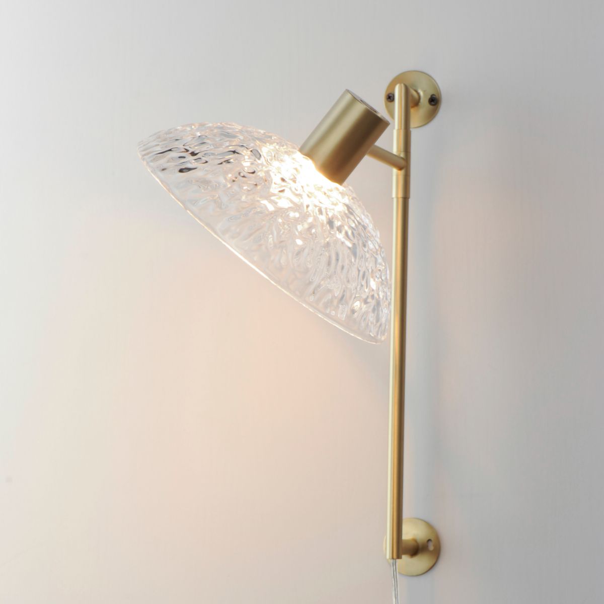 Metropolis 17 in. LED Armed Sconce Brass Finish