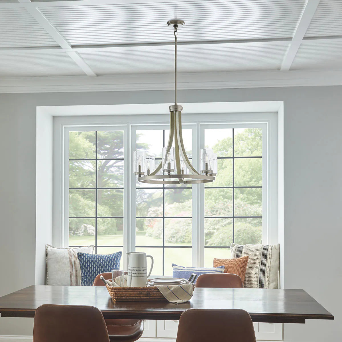 Grand Bank 25" 6-Light Chandelier 1-Tier with Clear seeded glass, Distressed antique gray Finish - Bees Lighting
