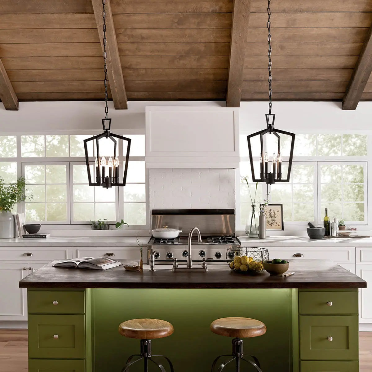 Abbotswell 1-Tier Chandelier - Bees Lighting