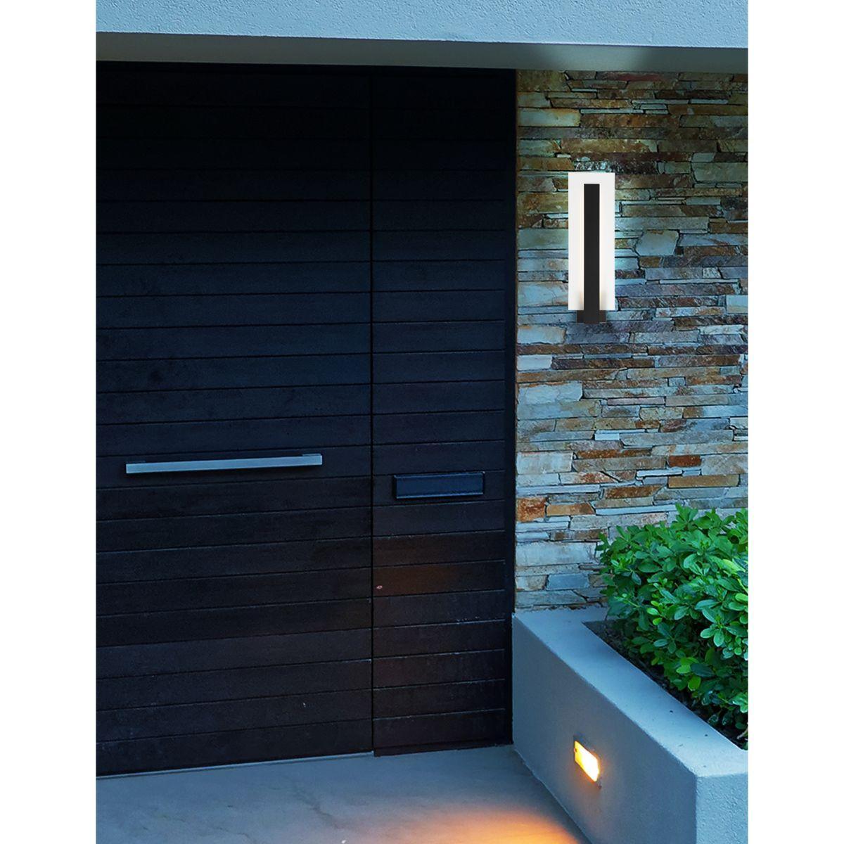 Carta 18 In. LED Outdoor Wall Sconce Black finish - Bees Lighting