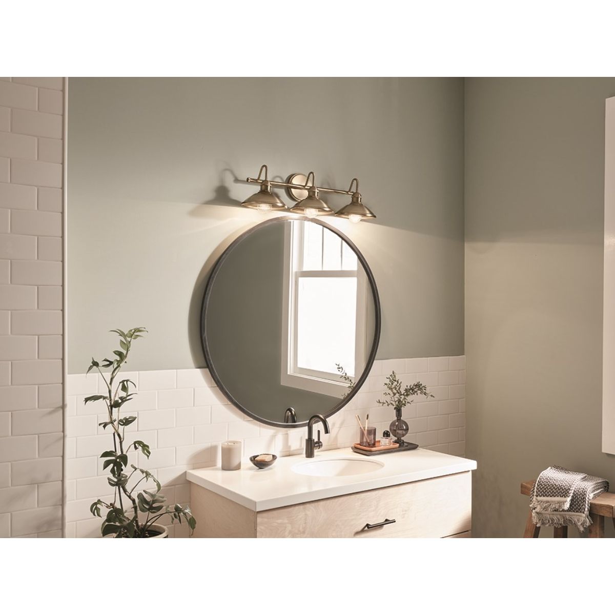 Clyde Vanity Light - Bees Lighting