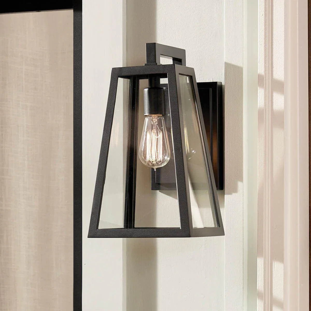 Delison Outdoor Wall Sconce - Bees Lighting