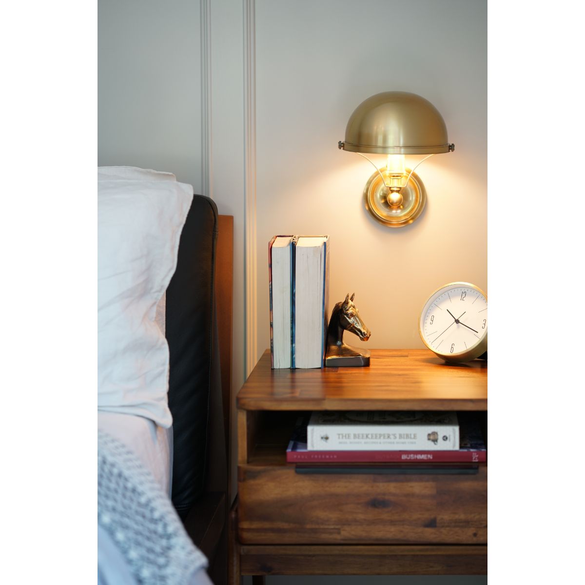 Covington 11 in. Armed Sconce Brass finish - Bees Lighting