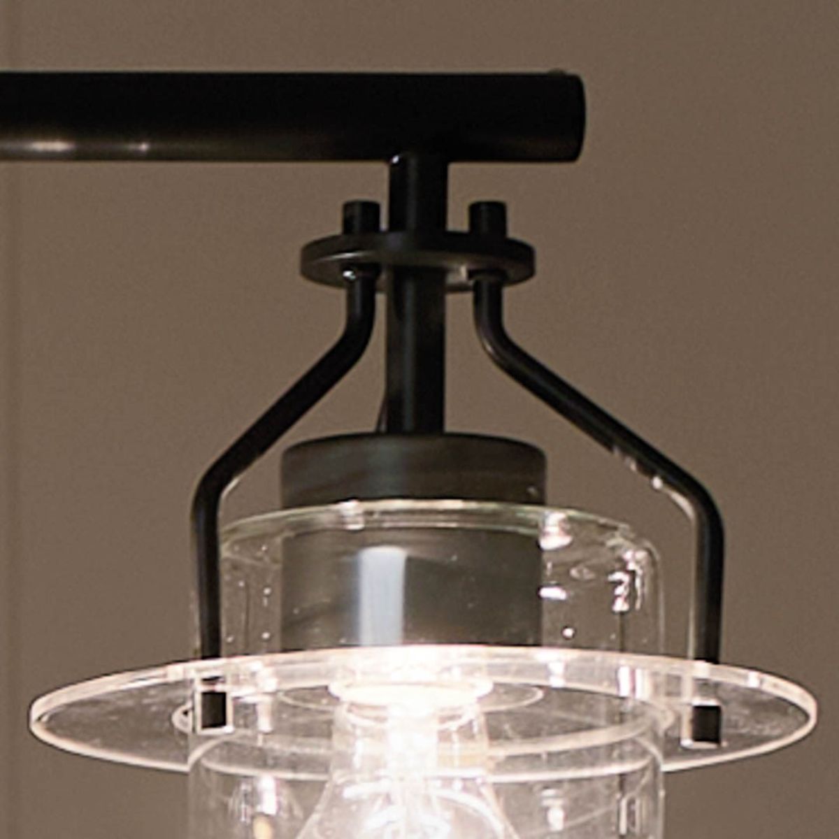 Everett 42 in. 5 Lights Linear Chandelier Black finish - Bees Lighting