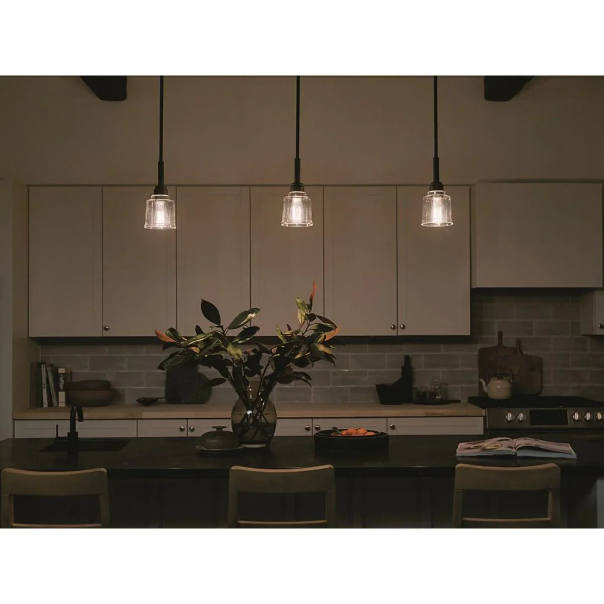 Aivian 5" Mini Pendant Light - Bees Lighting