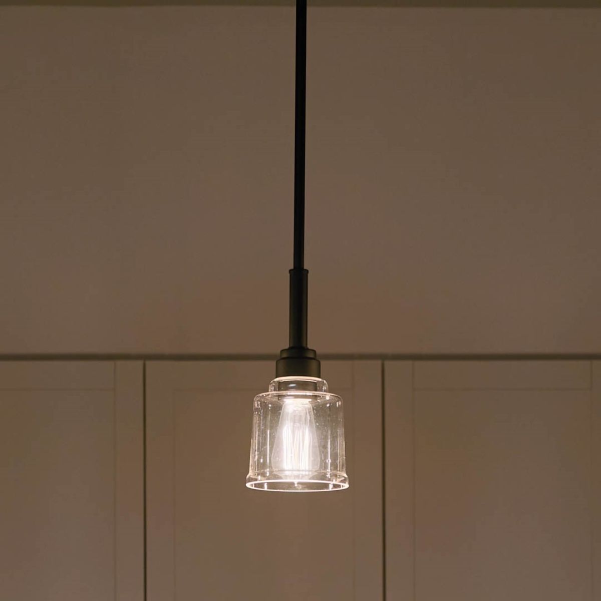 Aivian 5 in. Pendant Light Black finish - Bees Lighting