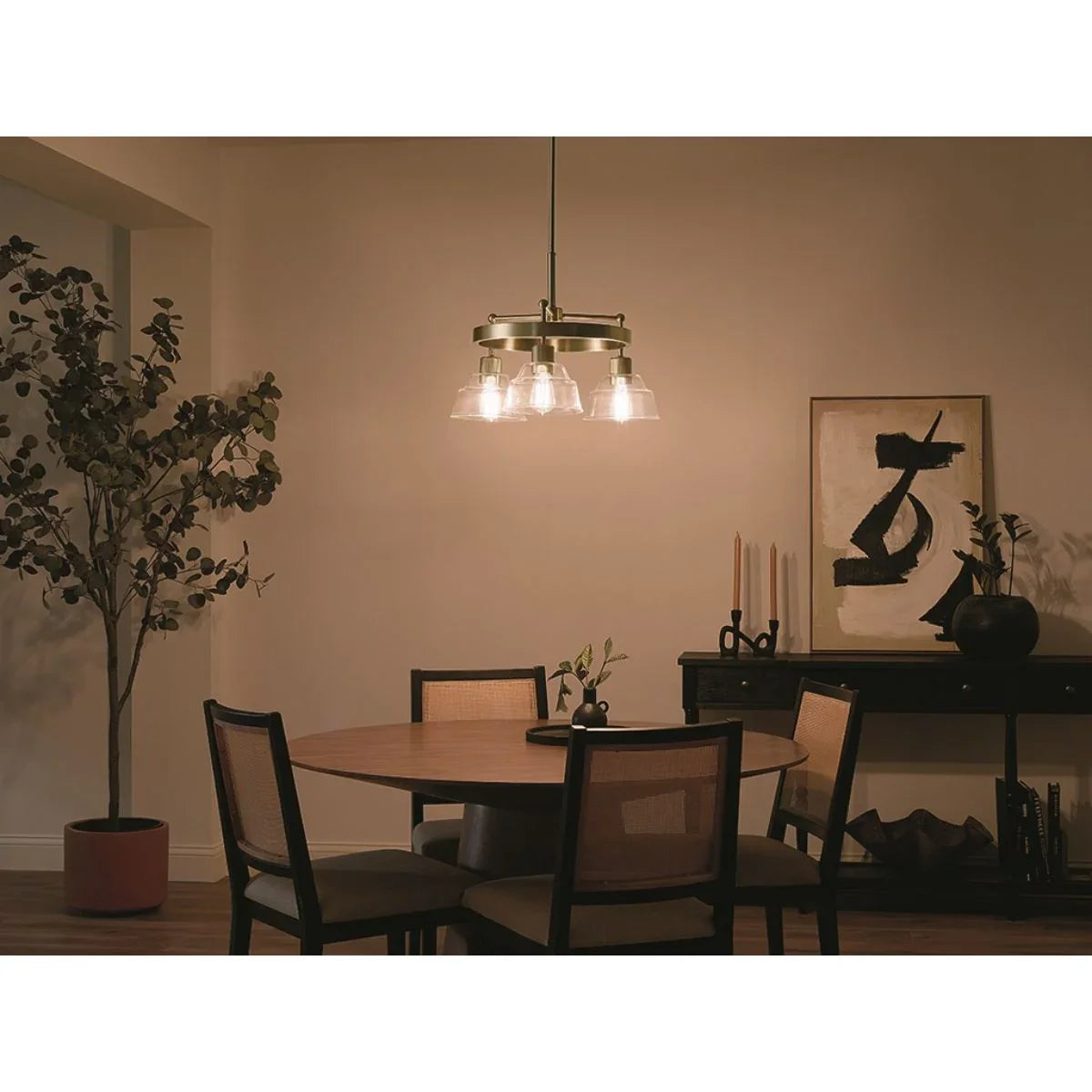 Eastmont 1-Tier Chandelier - Bees Lighting