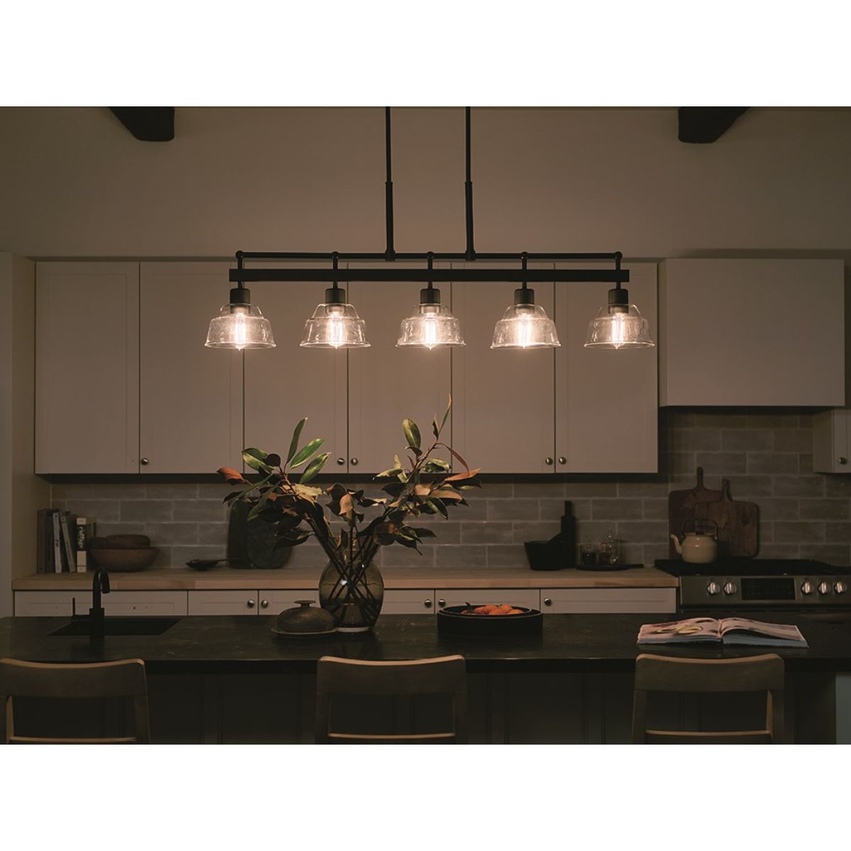 Eastmont 50 in. 5 Lights Chandelier Black finish - Bees Lighting