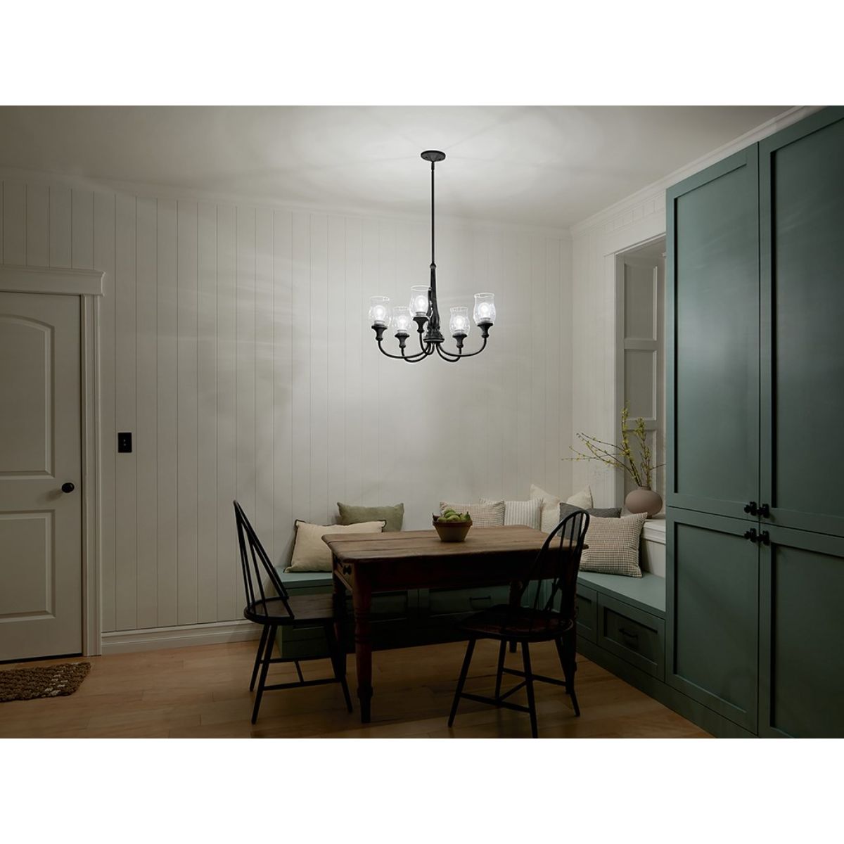 Melis 27 in. 5 lights Chandelier Black finish - Bees Lighting