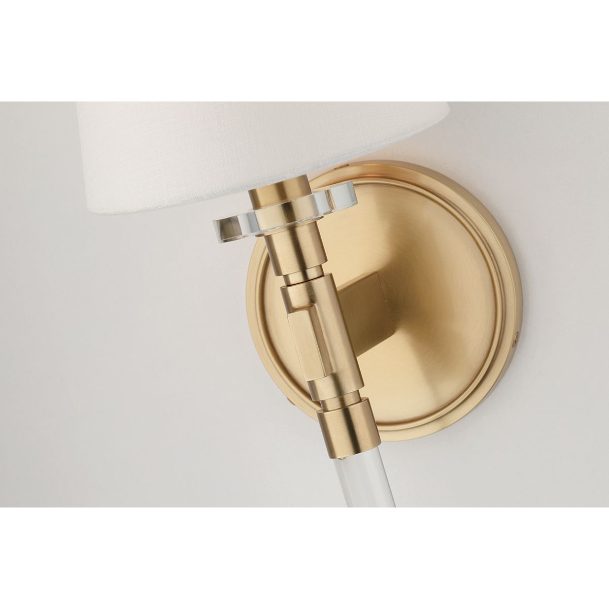 Blixen 21 in. Armed Sconce Brass finish - Bees Lighting