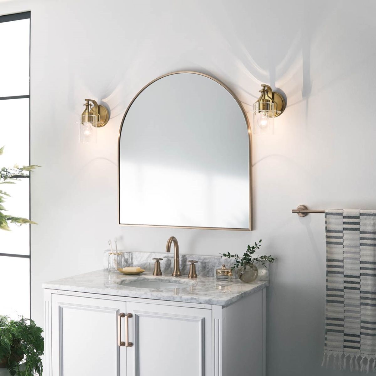 Everett Vanity Light - Bees Lighting