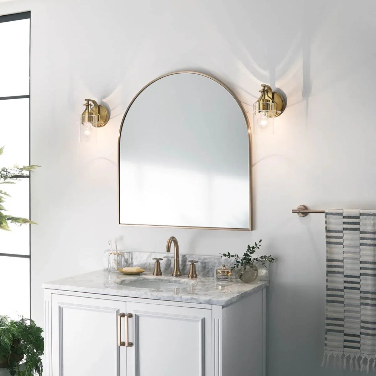 Everett Vanity Light - Bees Lighting