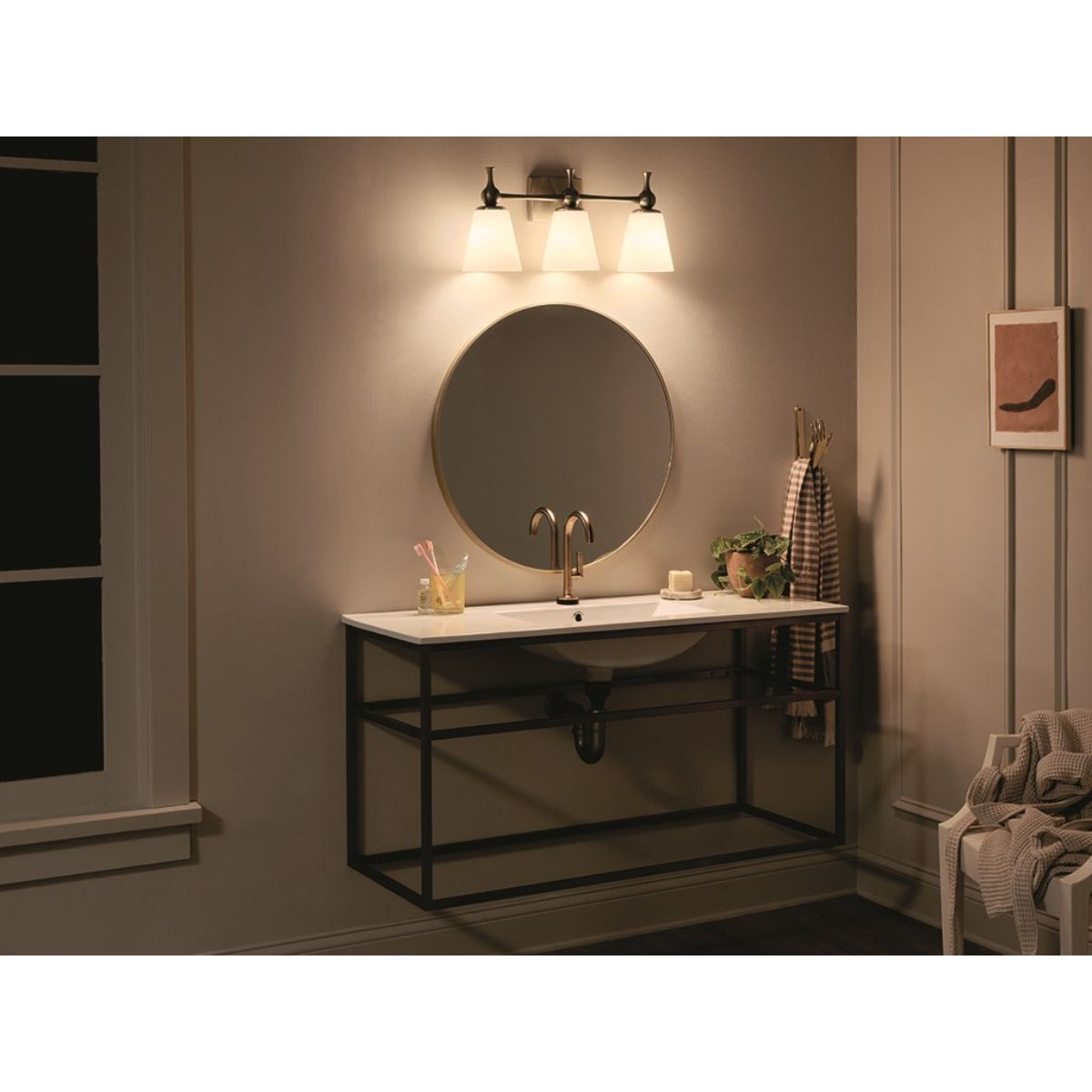 Cosabella Vanity Light - Bees Lighting