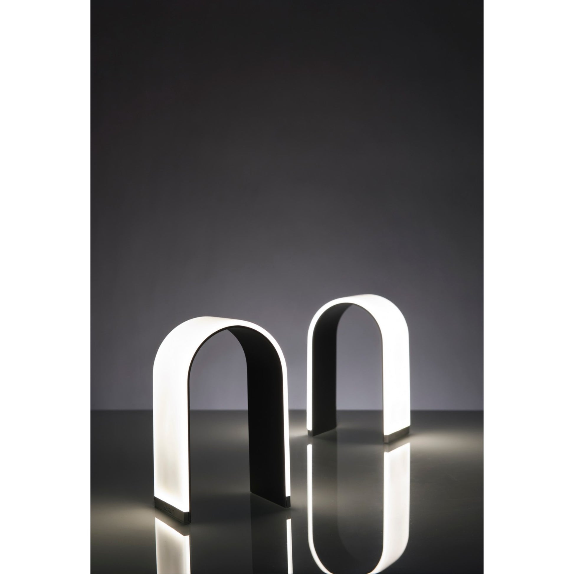 Mr. n Silver Transitional LED Desk Lamp with USB Port - Bees Lighting